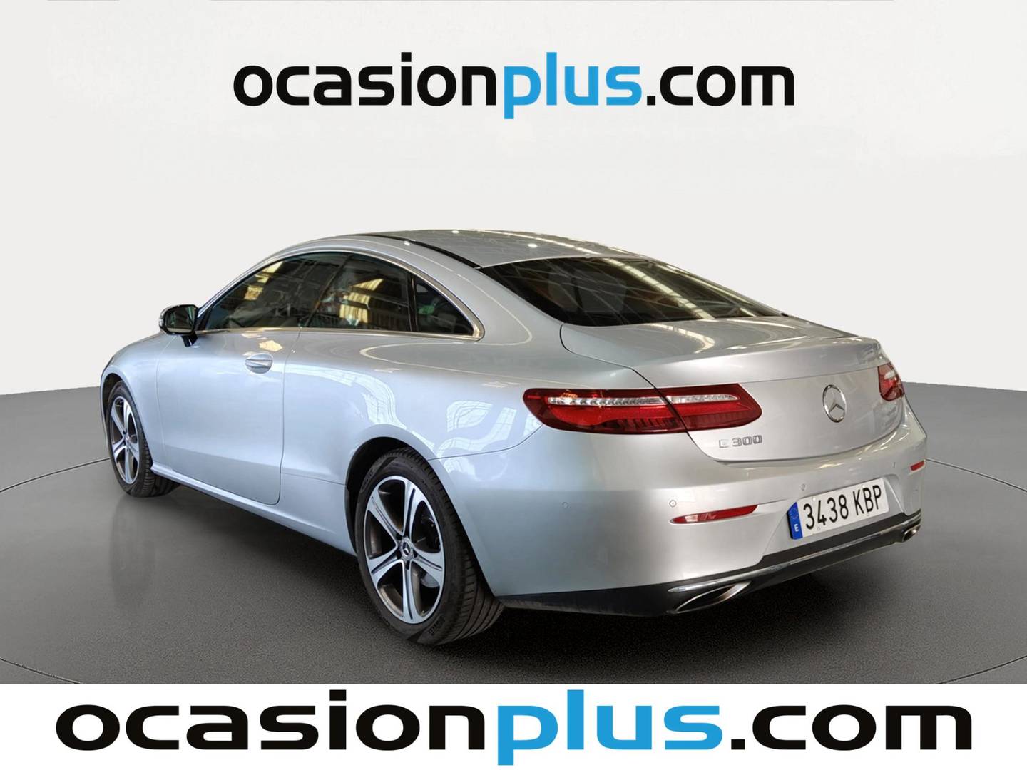 Foto trasera Mercedes Clase E Mercedes Clase E Clase E E 300 Coupé (245 CV) izquierda
