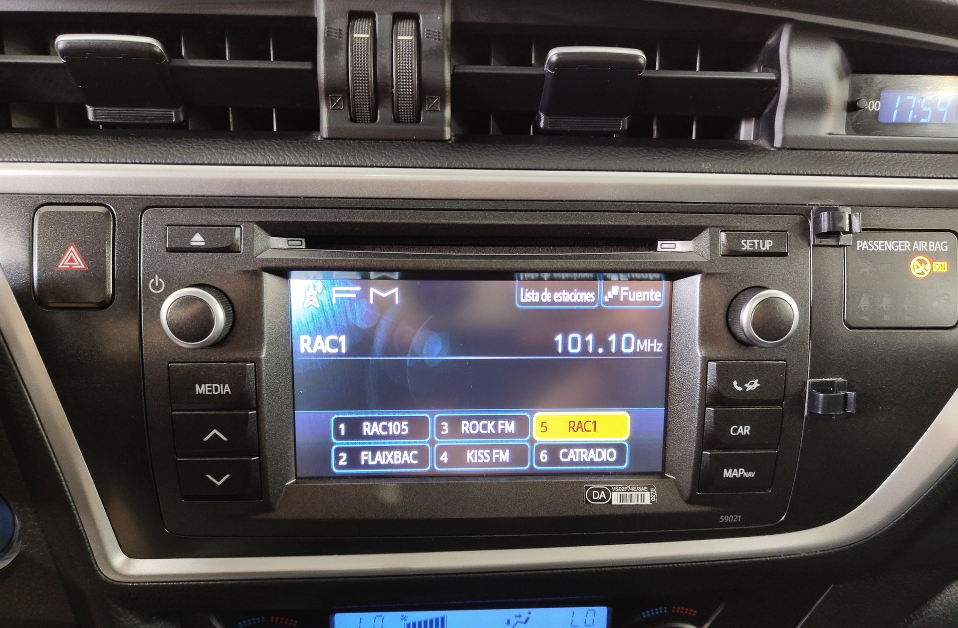 Toyota Auris Hybrid Advance - foto 32