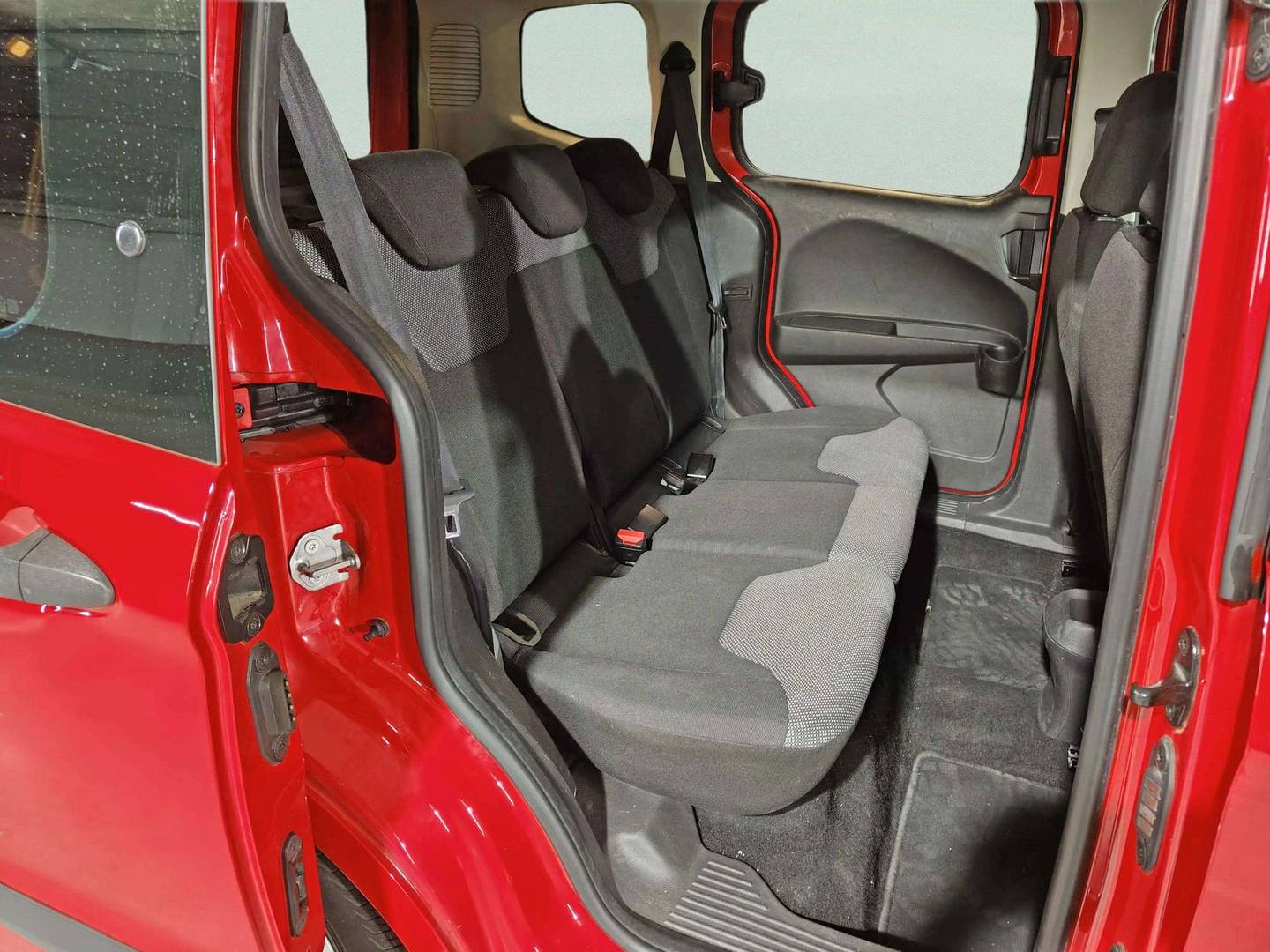 Ford Tourneo Courier Ford Tourneo Courier 1.0 EcoBoost (100 CV) barato