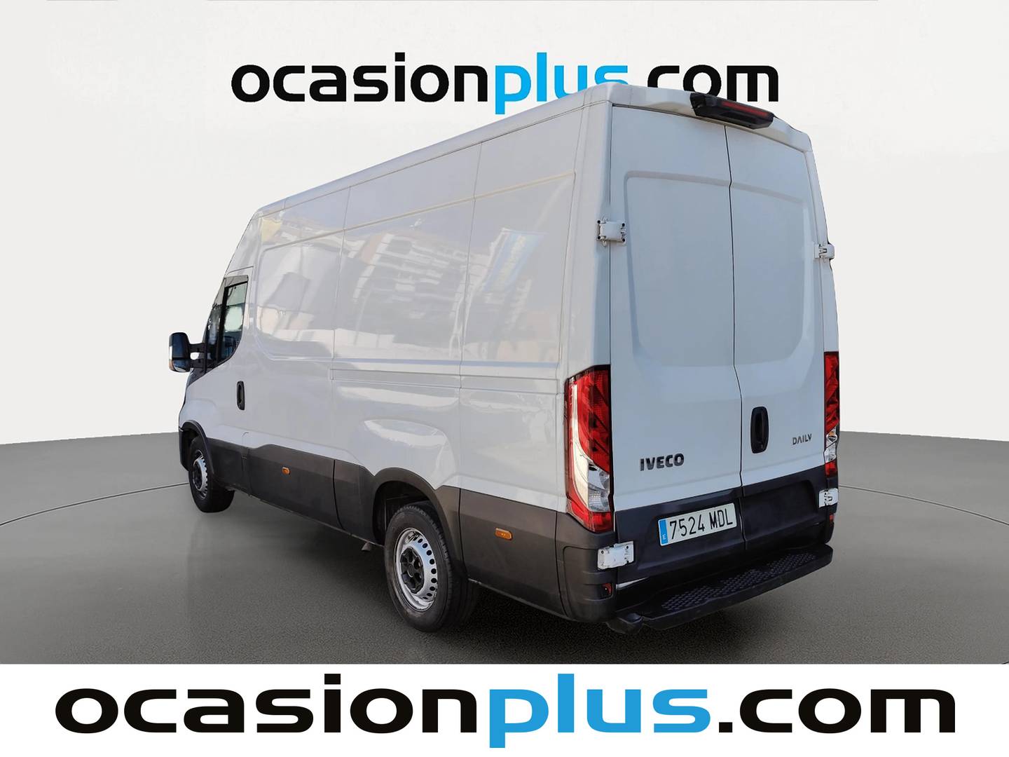 Foto trasera Iveco Daily Iveco Daily Furgon 2.3 TD 35S 16 V 3520L/H2 (156 CV) izquierda