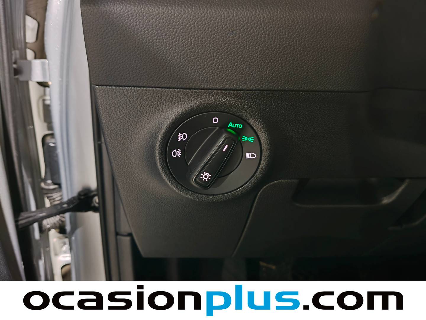 Foto Skoda Karoq Skoda Karoq 1.5 TSI ACT Ambition (150 CV)