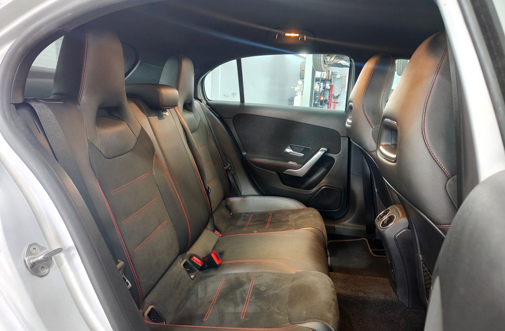 Mercedes-Benz Clase A 200 Pack AMG - foto 17