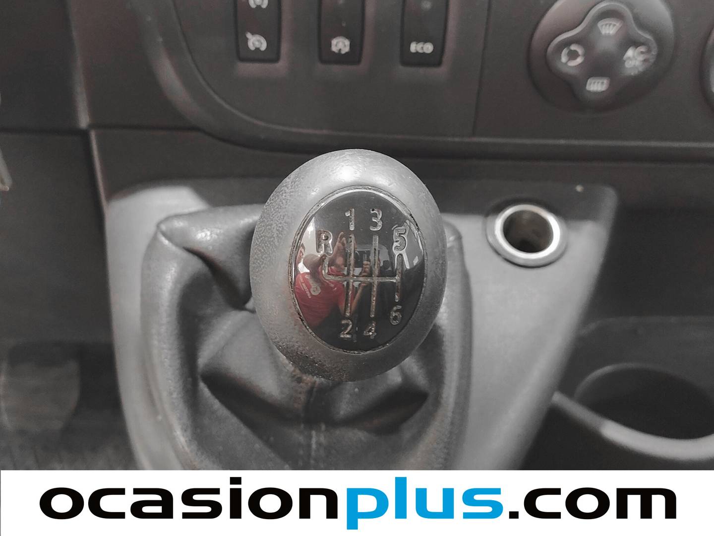 Nissan NV400 Nissan NV400 Furgon 2.3 dCi L3H2 3.5T FWD Comfort (135 CV) Camperizada 3 plazas de segunda mano