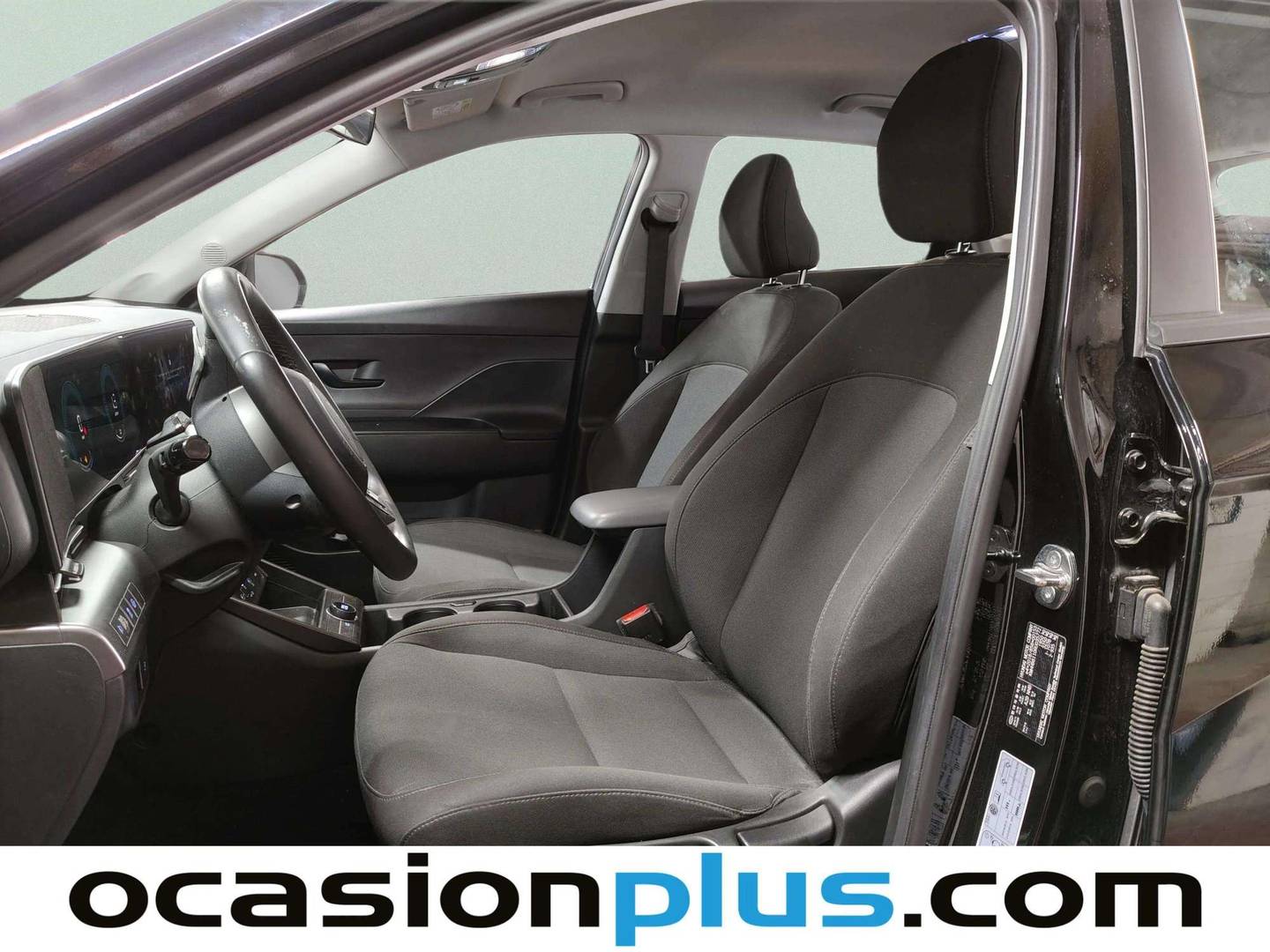 Foto asientos delanteros Hyundai Kona Hyundai Kona 1.6 GDI HEV Maxx DCT (141 CV)