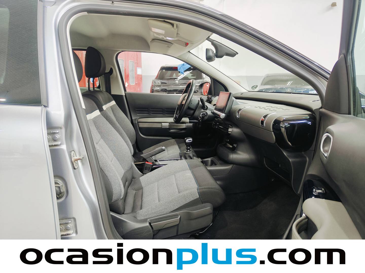Foto del certificado del Citroën C4 Cactus Citroën C4 Cactus PureTech 110 S&S Feel (110 CV)