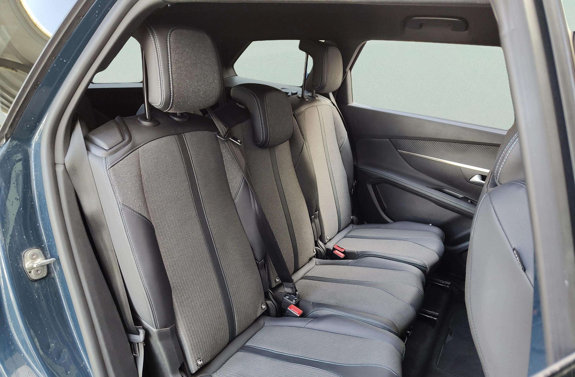 Peugeot 5008 1.2 Allure Pack eDCS6 7 plazas - foto 20