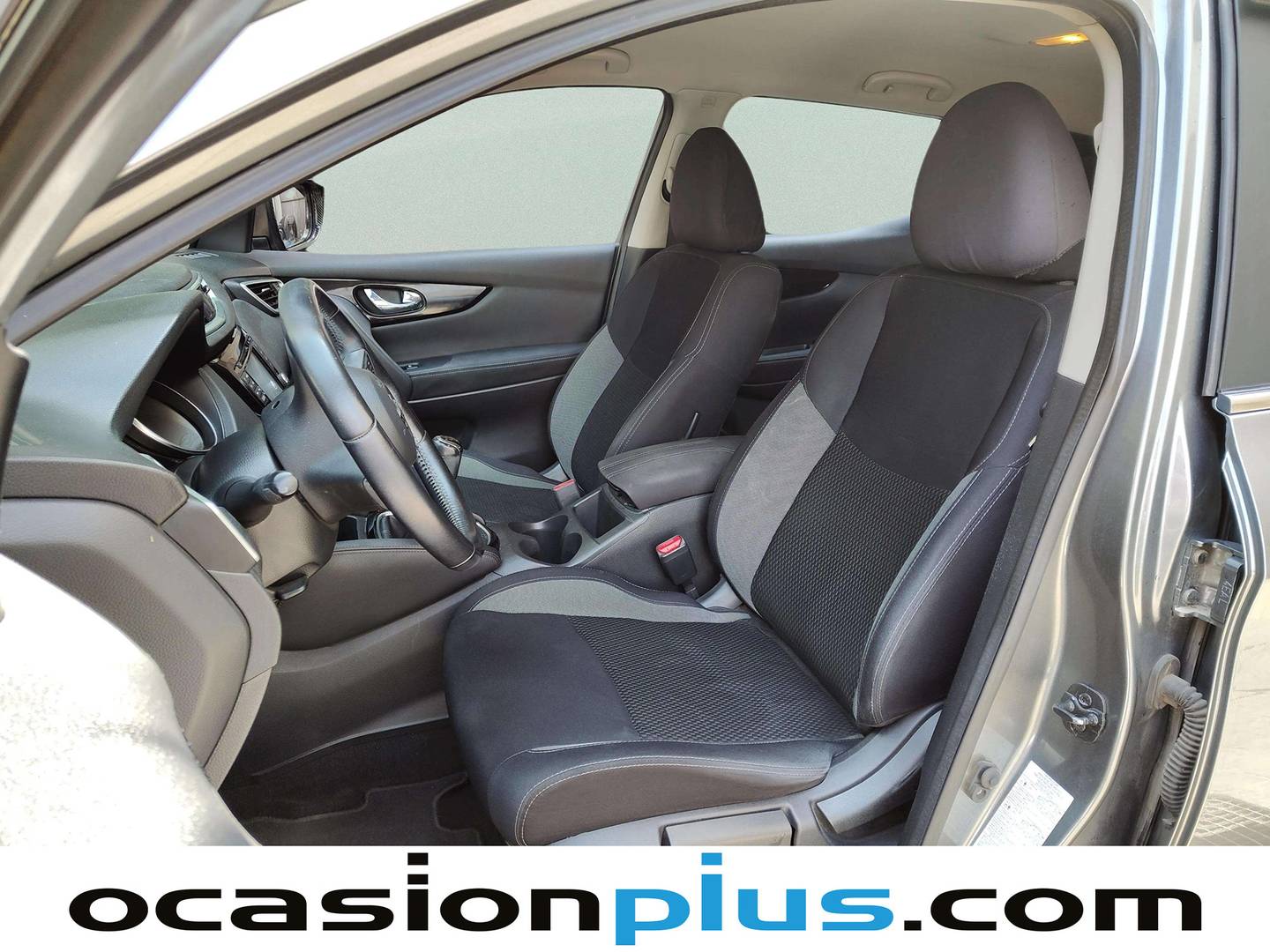 Foto asientos delanteros Nissan QASHQAI Nissan Qashqai dCi 110 N-Connecta 4x2 (110 CV)