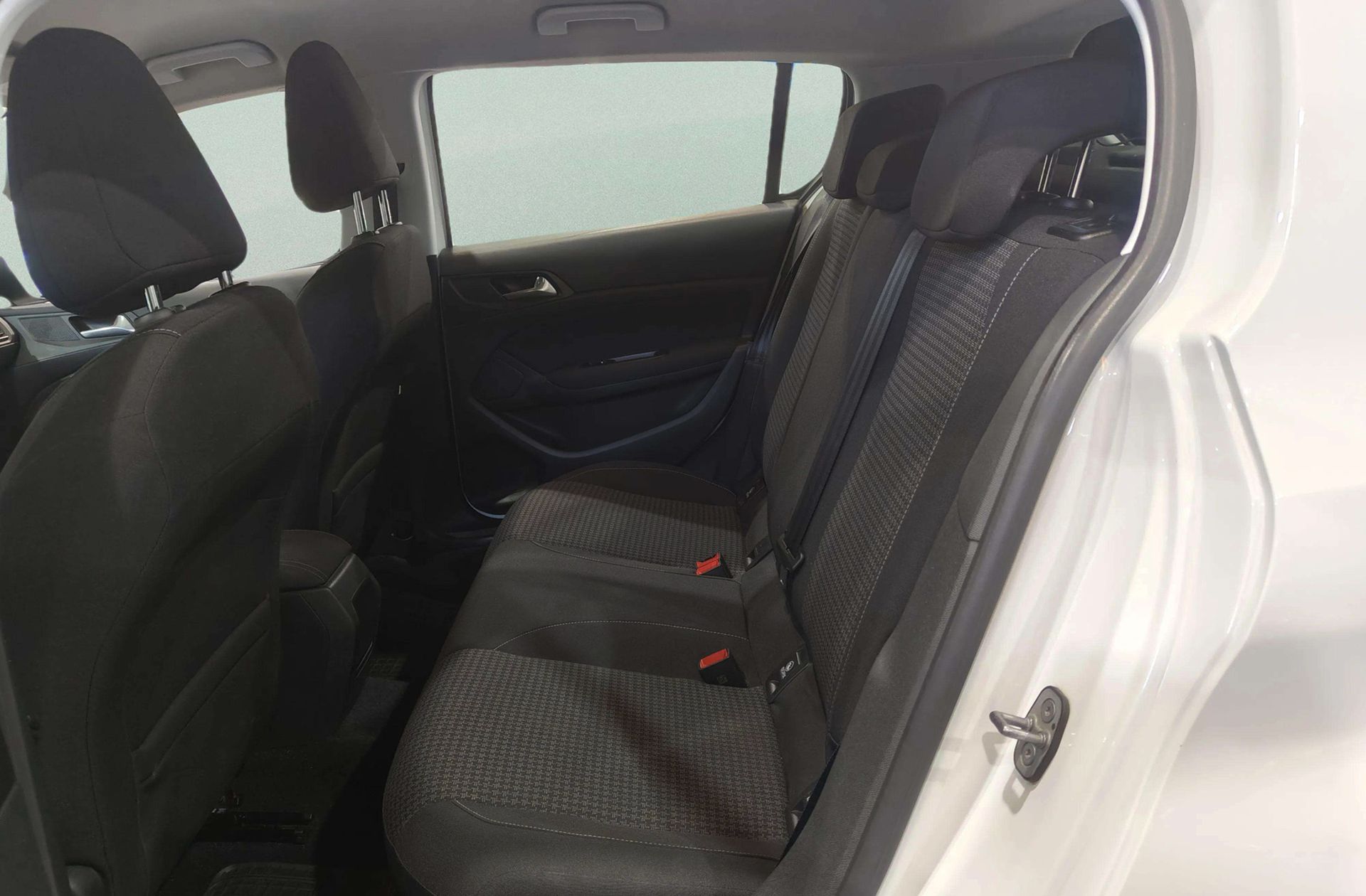 Peugeot 308 Active 1.2 PureTech - foto 11