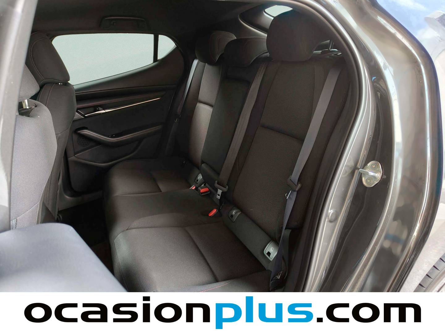 Foto asientos traseros Mazda Mazda3 Mazda Mazda 3 2.0 e-SKYACTIV-X Homura (186 CV)