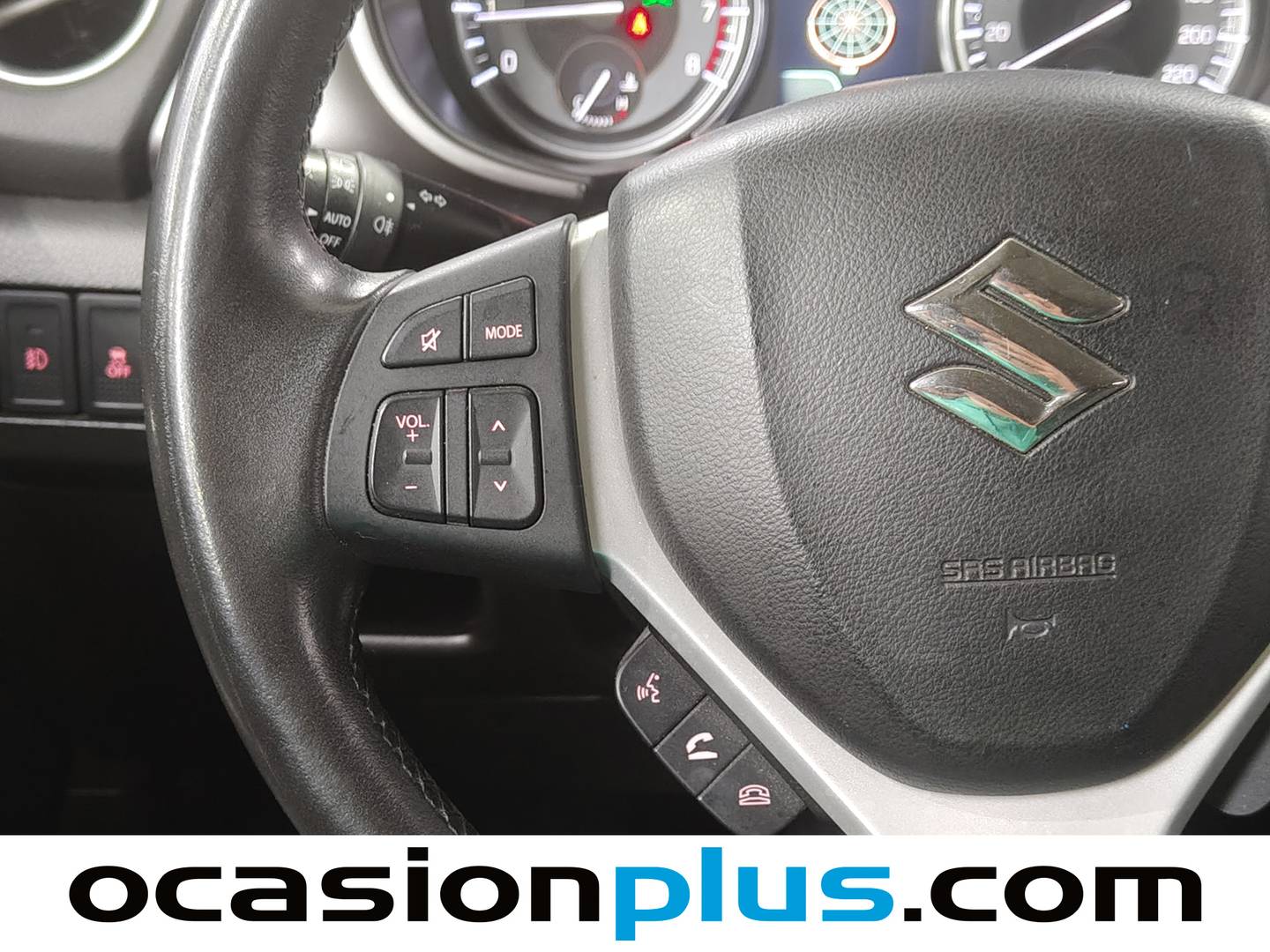 Foto Suzuki Vitara Suzuki Vitara 1.4 T Mild Hybrid GLE 4WD (129 CV)