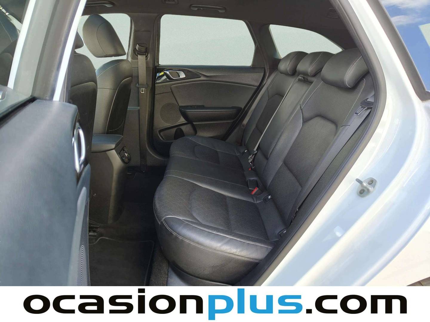 Foto asientos traseros KIA Ceed Tourer KIA Ceed Tourer 1.4 T-GDi Eco-Dynamics GT Line (140 CV)