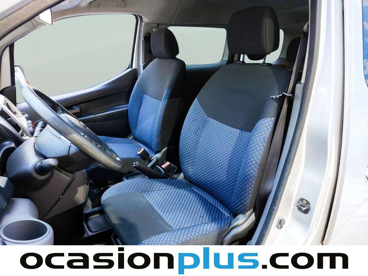 Foto asientos delanteros Nissan NV200 EVALIA Nissan Evalia 1.5 dCi (110 CV)