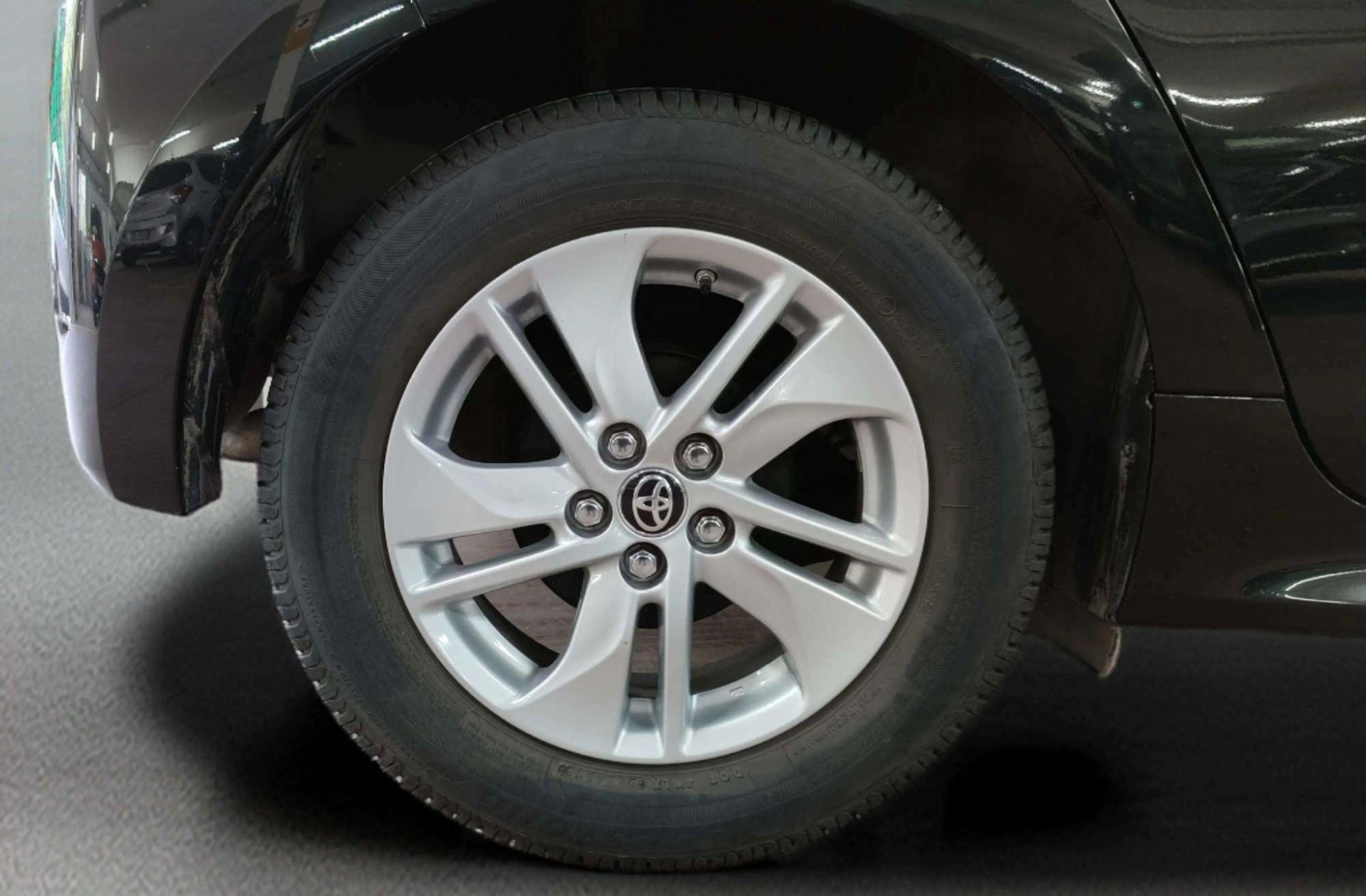 Toyota Yaris 1.5 S-Edition - foto 35
