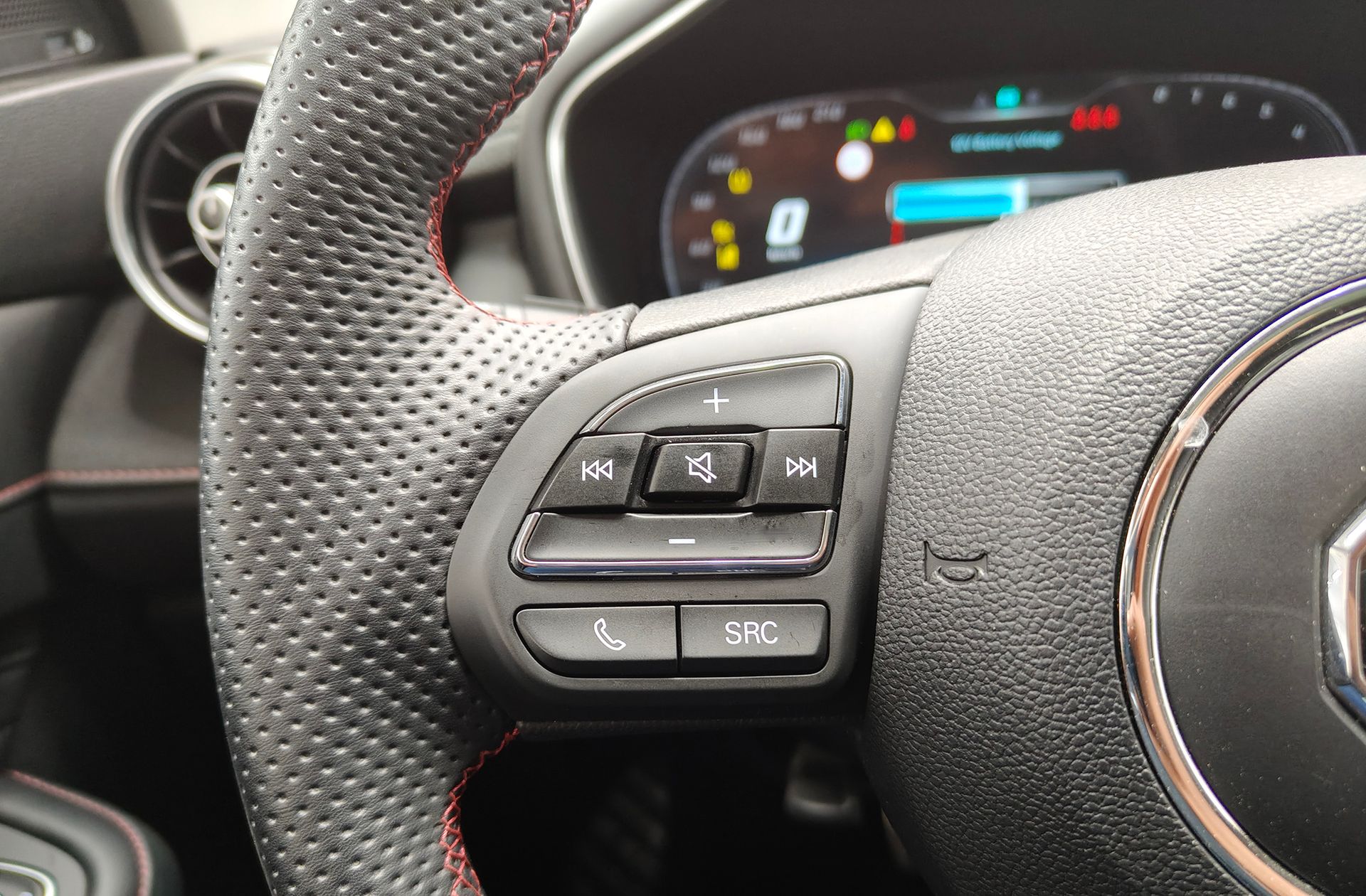 MG HS 1.5 Turbo GDI Luxury DCT - foto 31