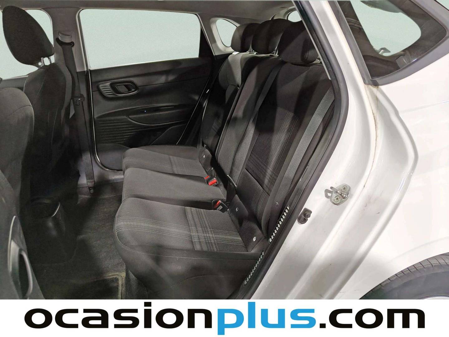 Foto asientos traseros Hyundai i20 Hyundai i20 1.0 TGDI 48V Essence (100 CV)