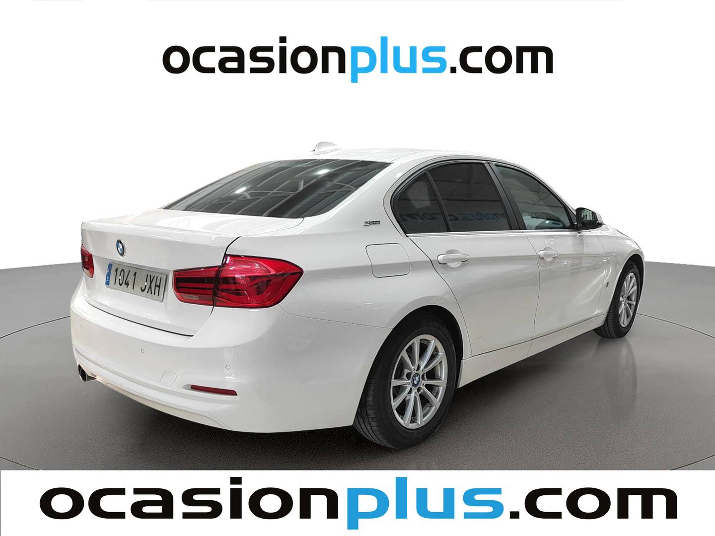 Foto trasera BMW Serie 3 BMW Serie 3 330e (252 CV) derecha
