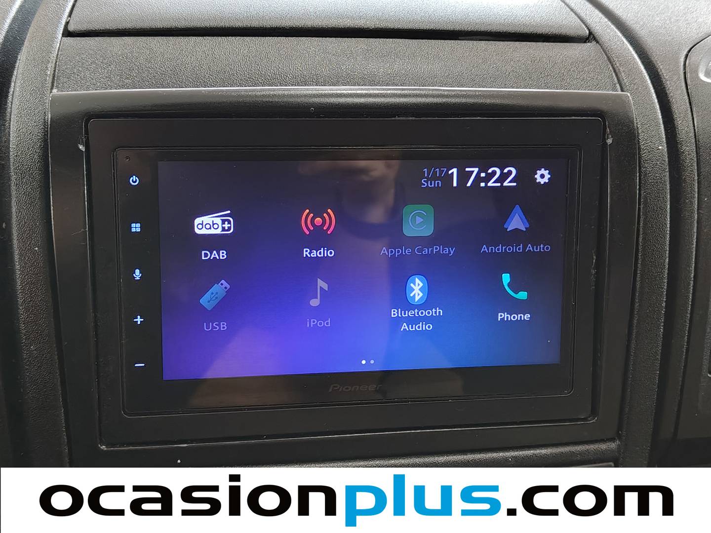 Challenger V114 Challenger V114 VIP (140 CV) 2 Plazas manual