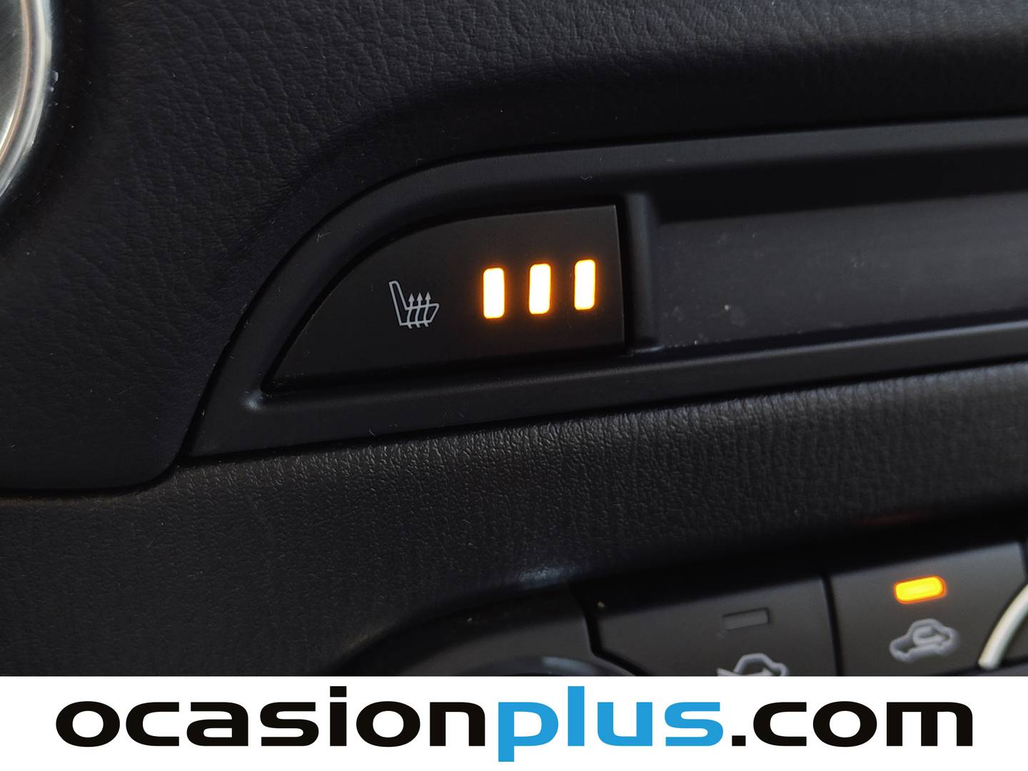 Equipamiento del Mazda CX-5 Mazda CX-5 2.0 G Zenith White 2WD AT (165 CV)
