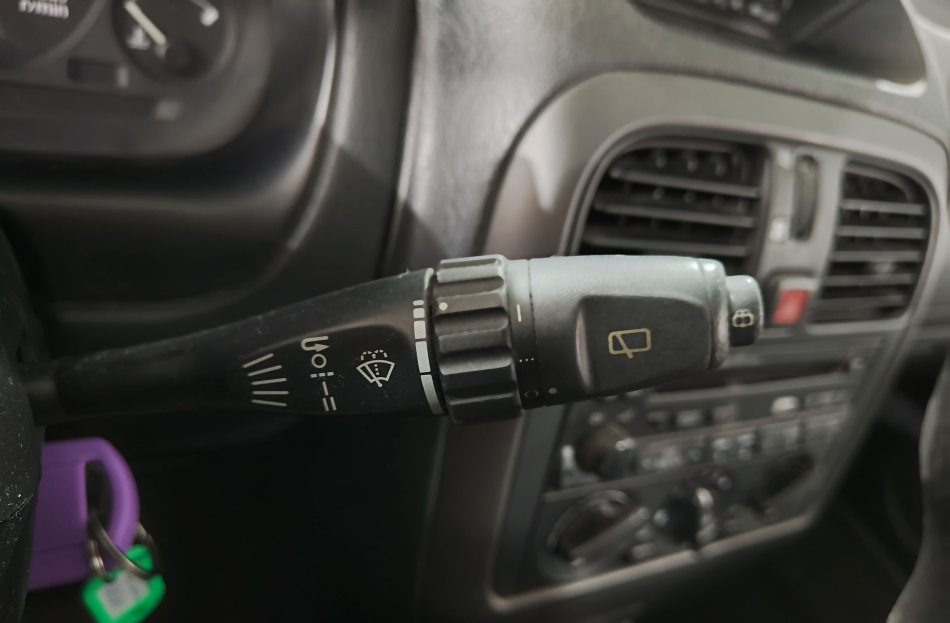Mitsubishi Carisma 1.9 DI-D Comfort - foto 19