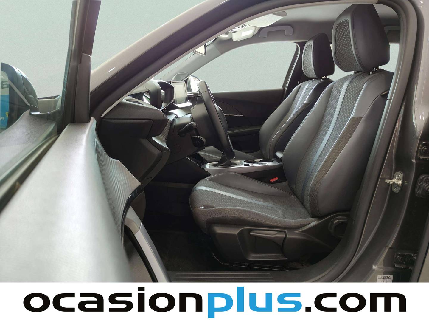 Foto asientos delanteros Peugeot 2008 Peugeot 2008 PureTech 100 S&S Allure (100 CV)