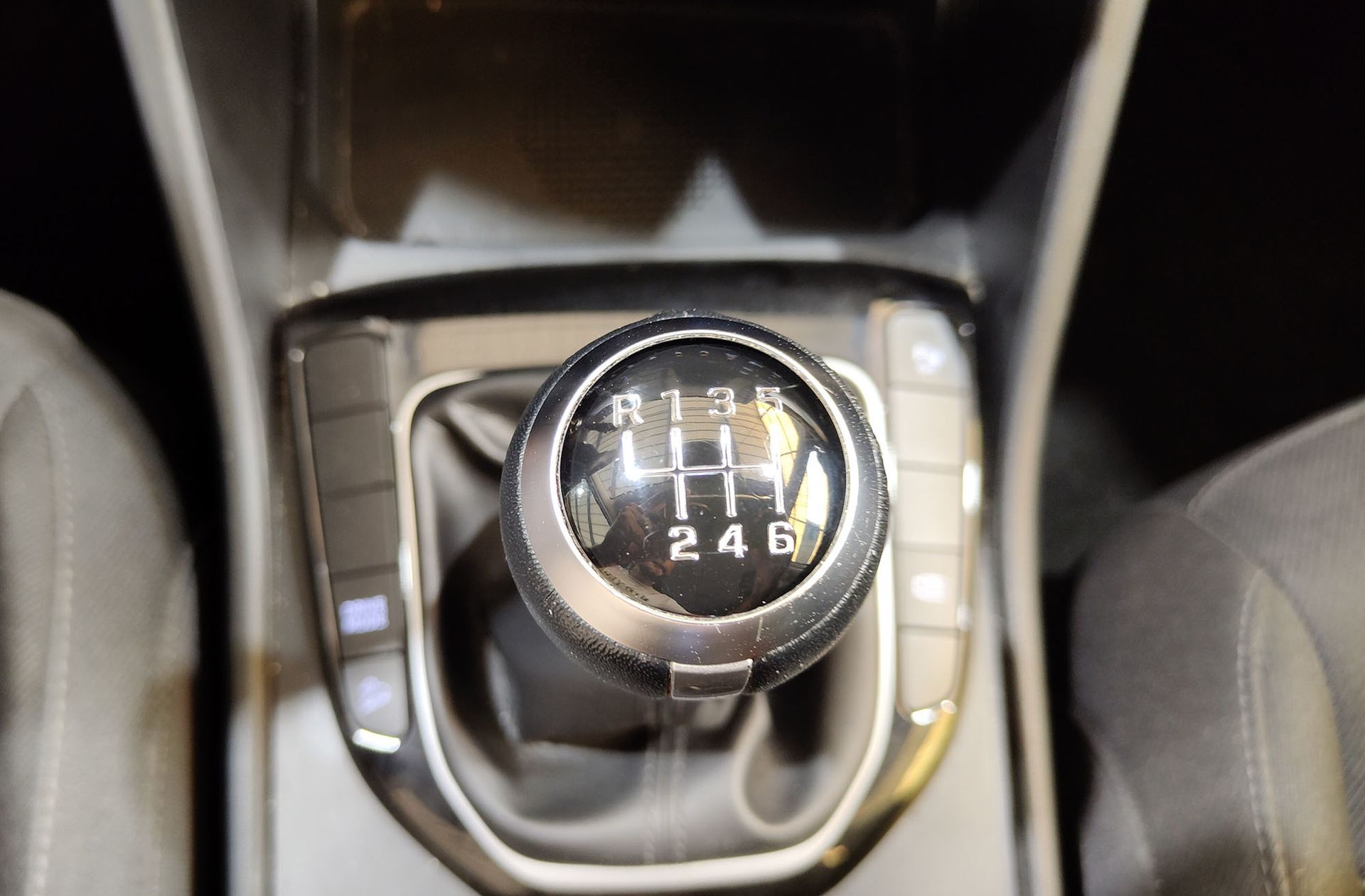 Hyundai Tucson 1.6 CRDi Maxx - foto 5