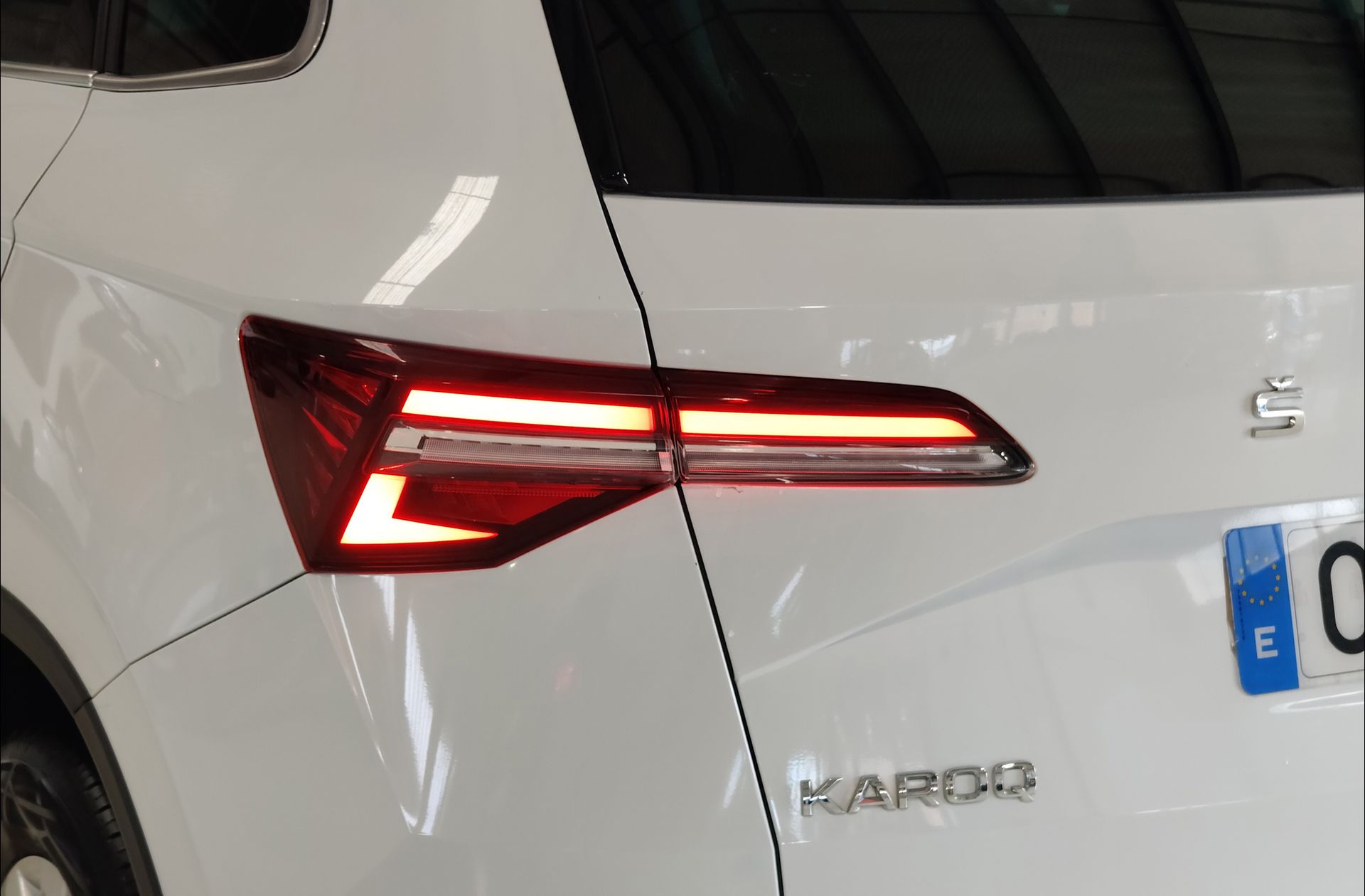 Škoda Karoq 2.0 TDI Selection - foto 16