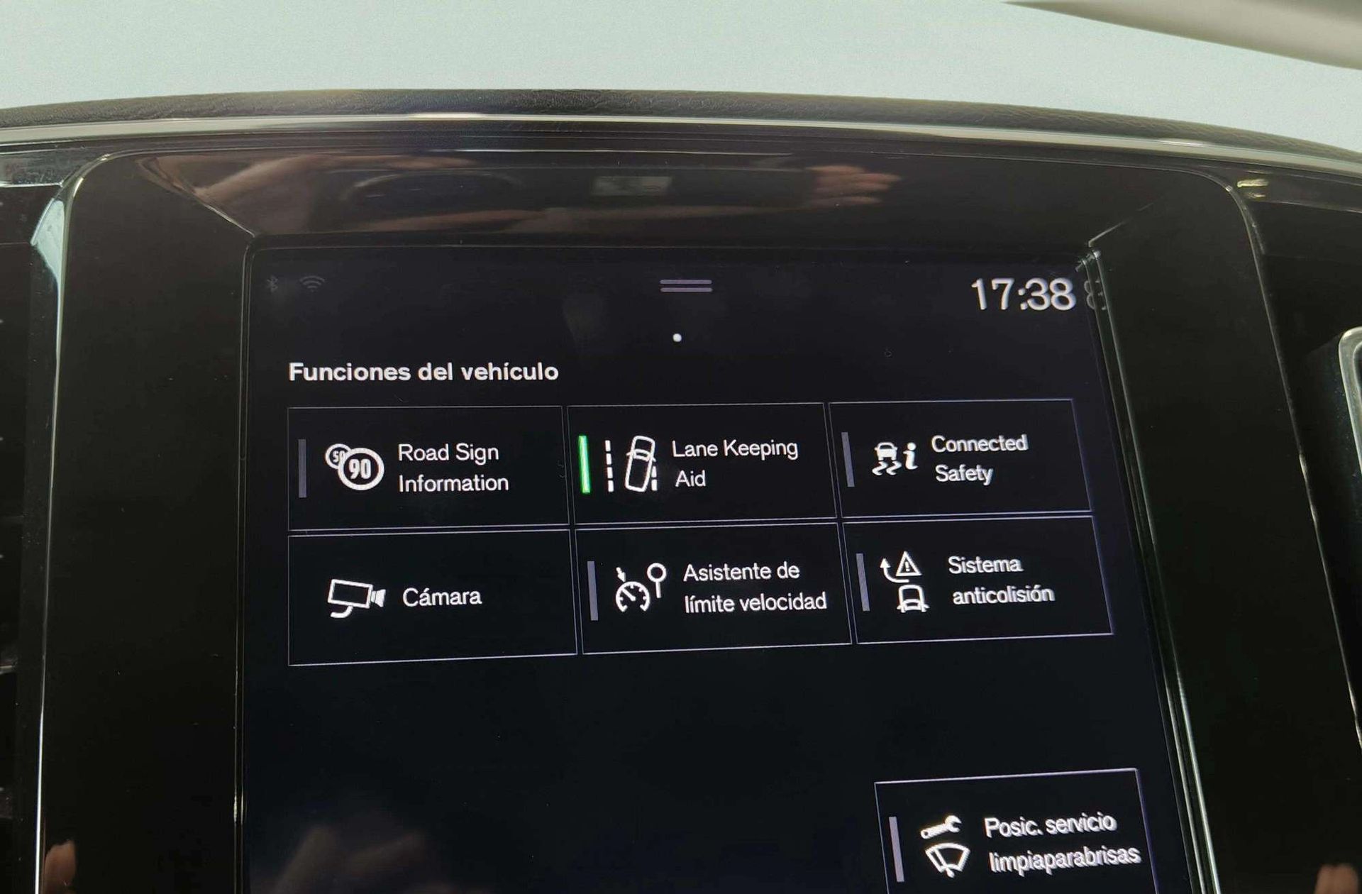 Volvo XC40 D3 Business Plus - foto 16