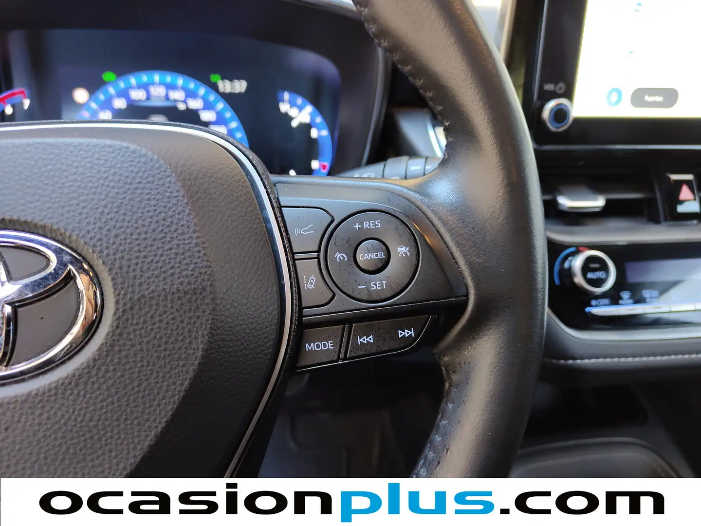 Foto Toyota Corolla Toyota Corolla 140H Style (140 CV)