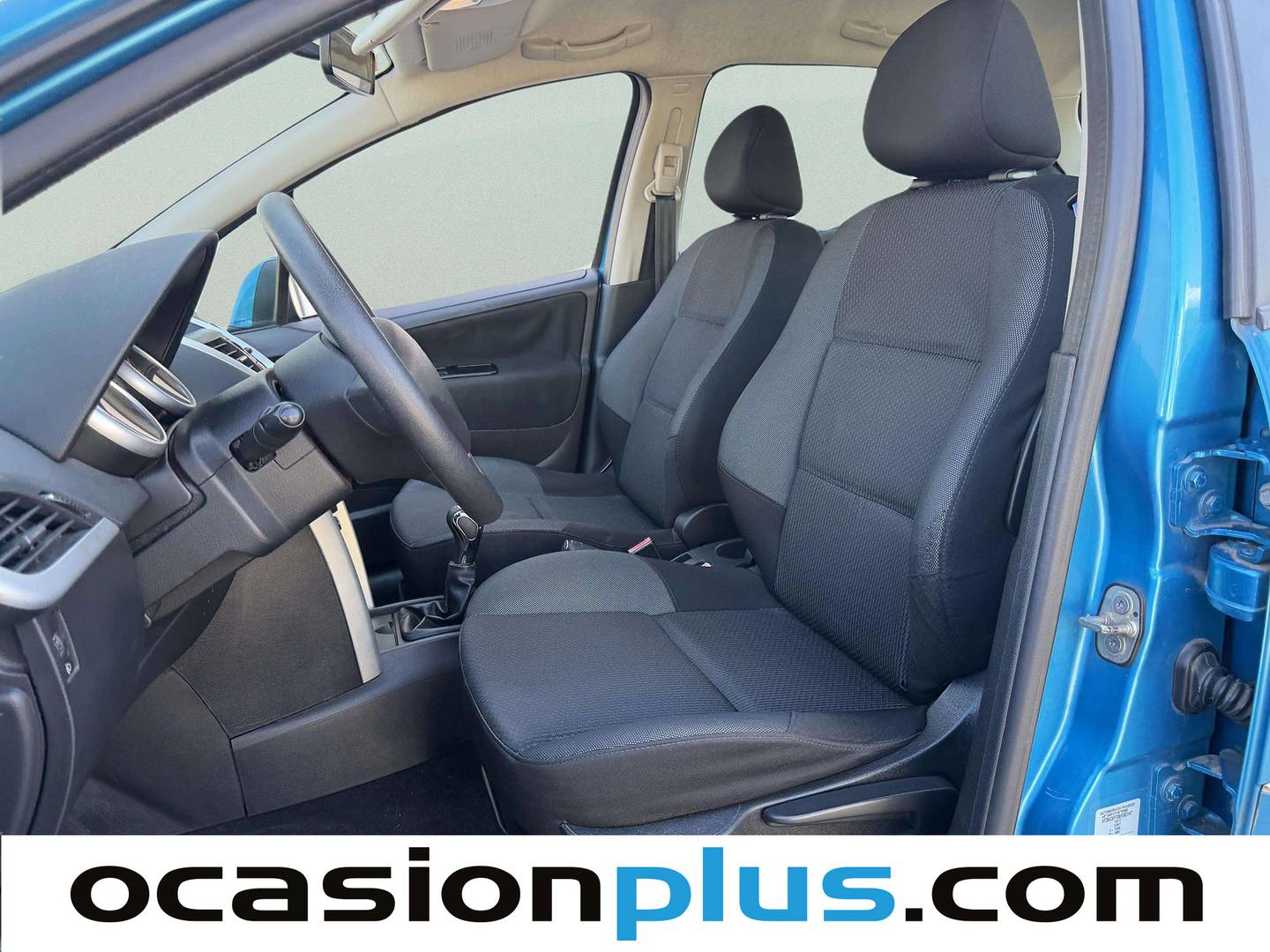 Foto asientos delanteros Peugeot 207 Peugeot 207 1.4i Access (75 CV)