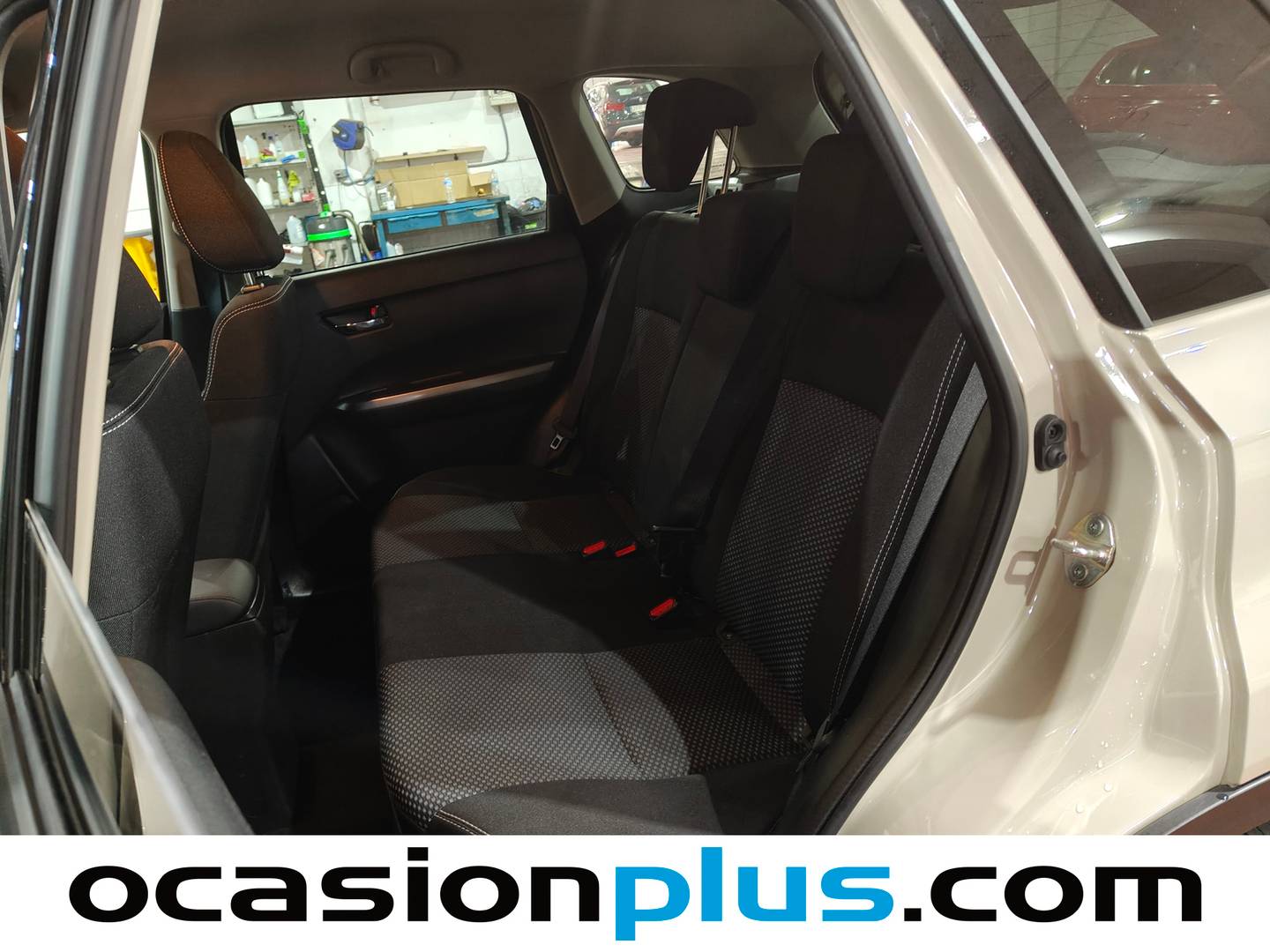 Foto asientos traseros Suzuki Vitara Suzuki Vitara 1.4 T Mild Hybrid GLE (129 CV)