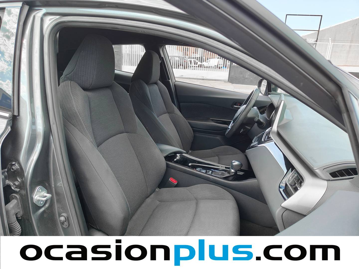 Toyota C-HR Toyota C-HR 1.8 125H Advance (122 CV) automático