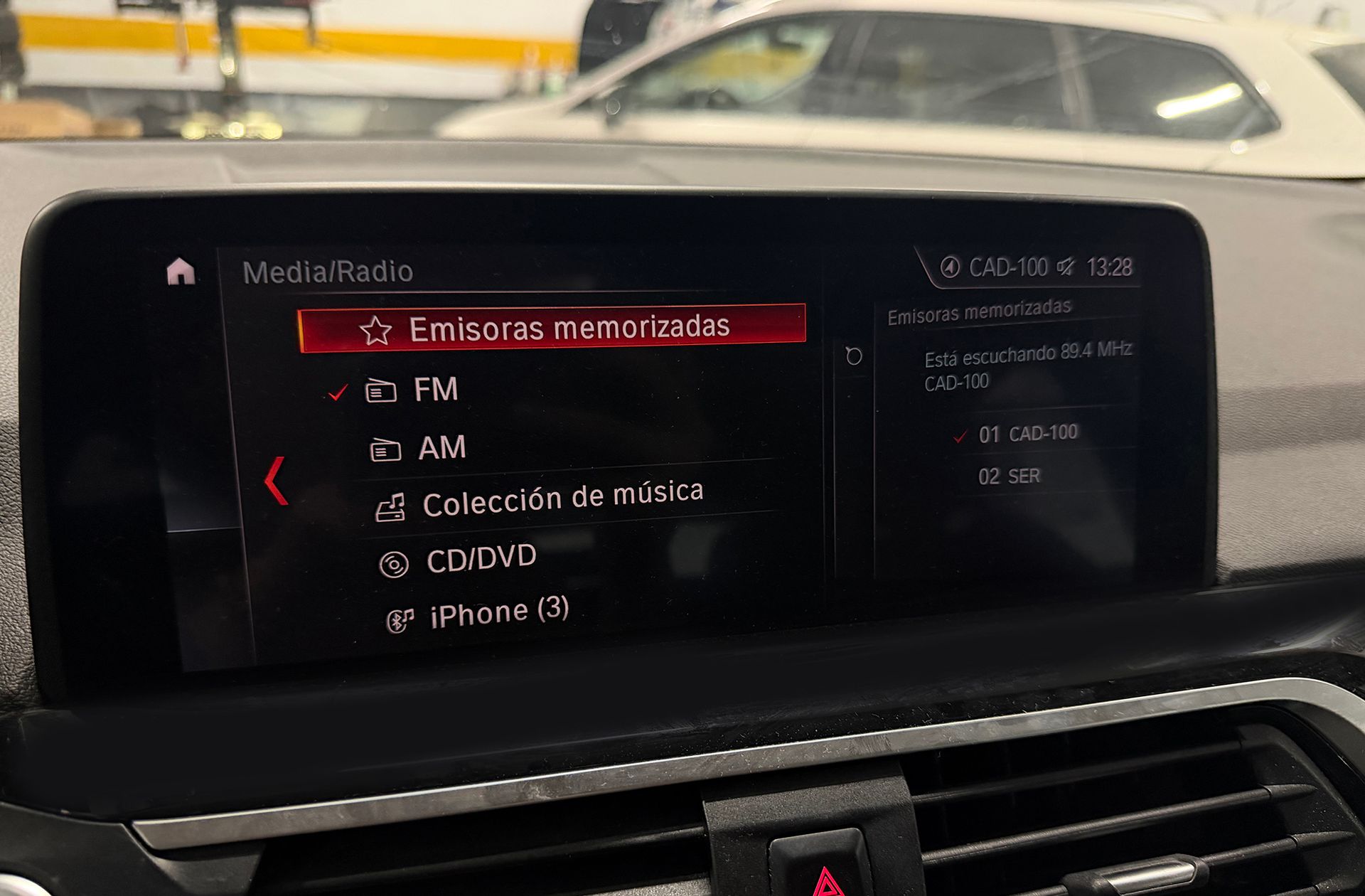 BMW X4 xDrive20d - foto 34