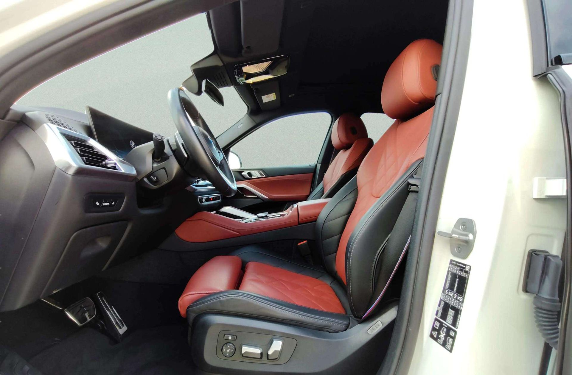 BMW X6 xDrive40i M Sport Pack M - foto 15