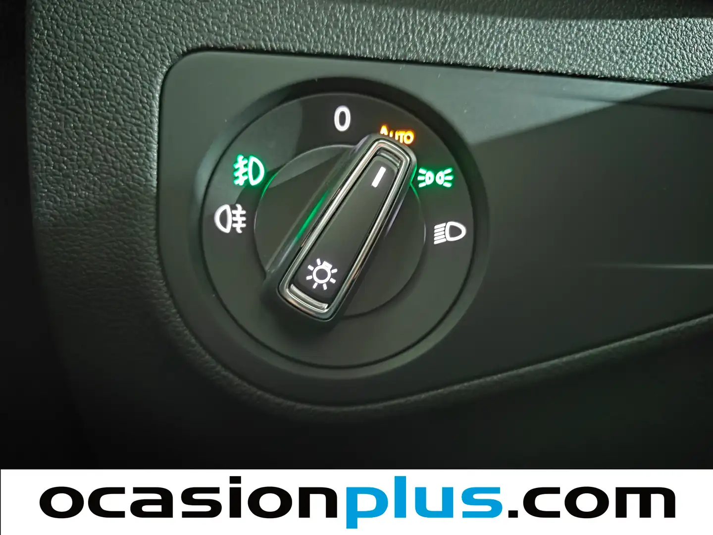 Foto Volkswagen Tiguan Volkswagen Tiguan Sport 2.0 TDI 4Motion (190 CV) DSG Pack R-Line