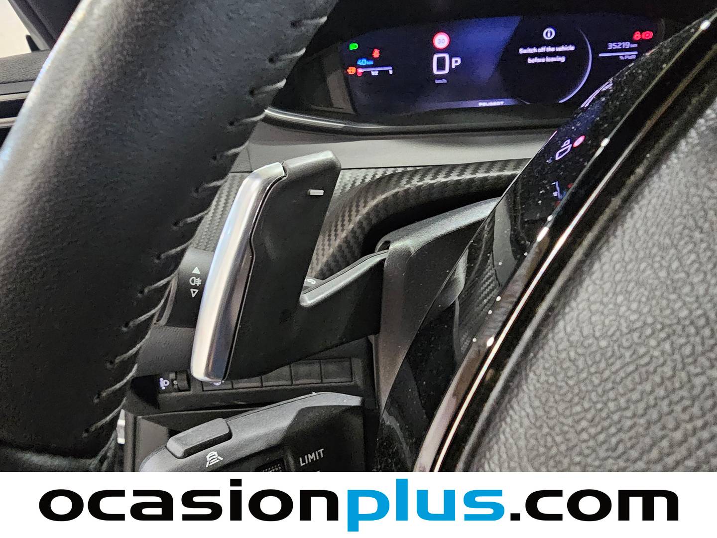 Peugeot 2008 Peugeot 2008 Allure Hybrid eDCS6 (145 CV) km 0