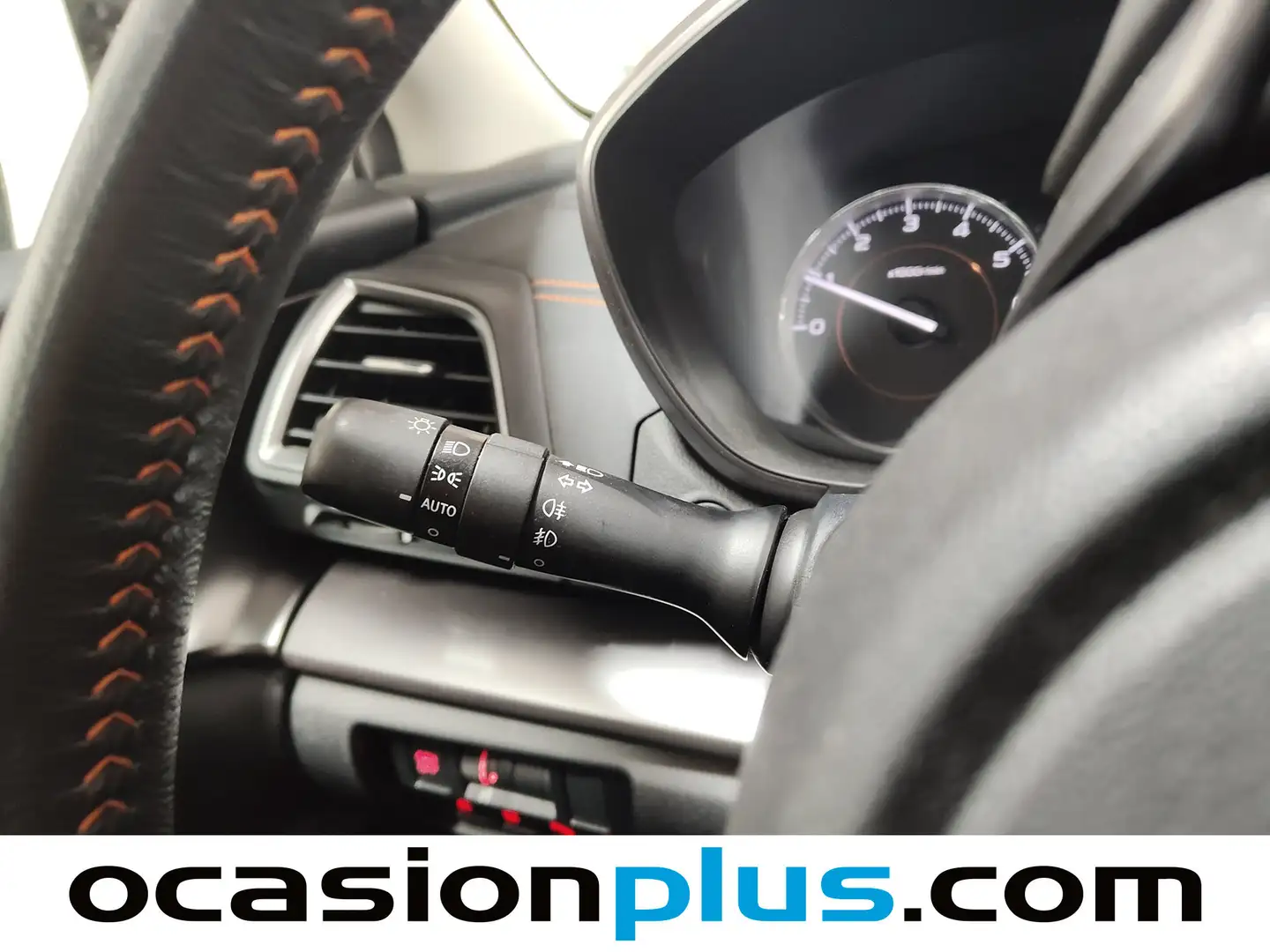 Foto Subaru XV Subaru XV 2.0i Executive Plus Lineartronic  (156 CV)