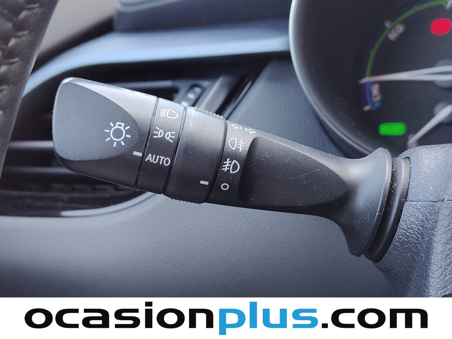 Acabados Toyota C-HR Toyota C-HR 1.8 125H Advance (122 CV)