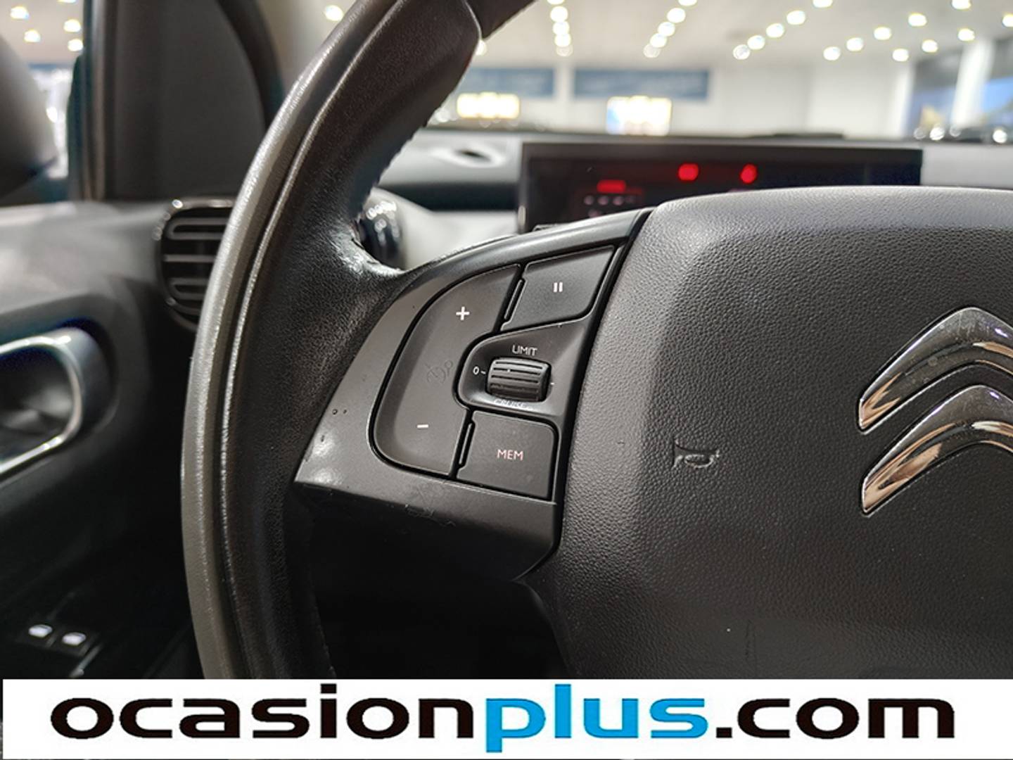 Foto Citroën C4 Cactus Citroen C4 Cactus BlueHDi 100 Shine (100 CV)