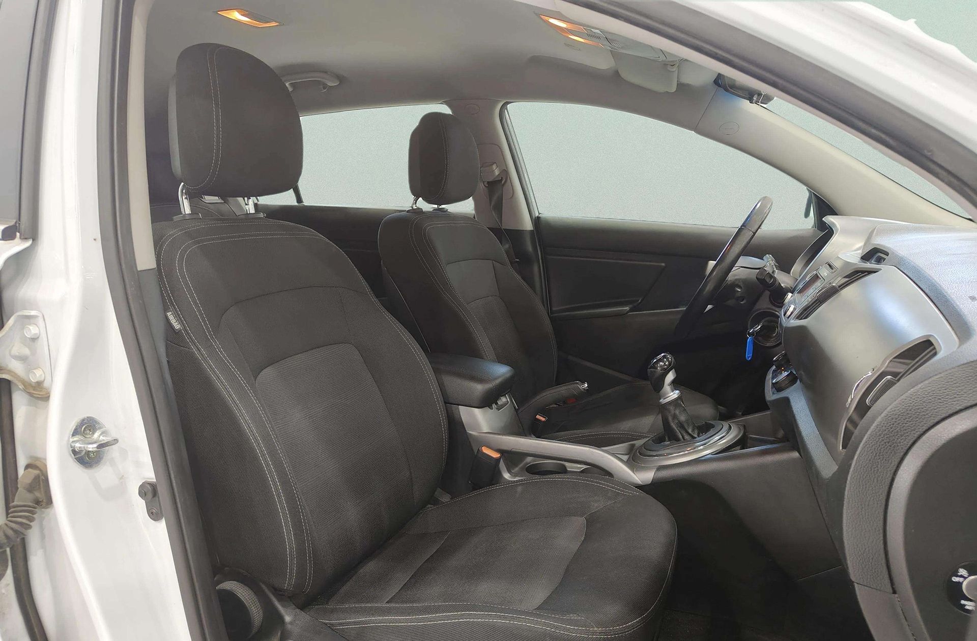Kia Sportage 1.7 CRDi VGT Concept 4x2 - foto 14