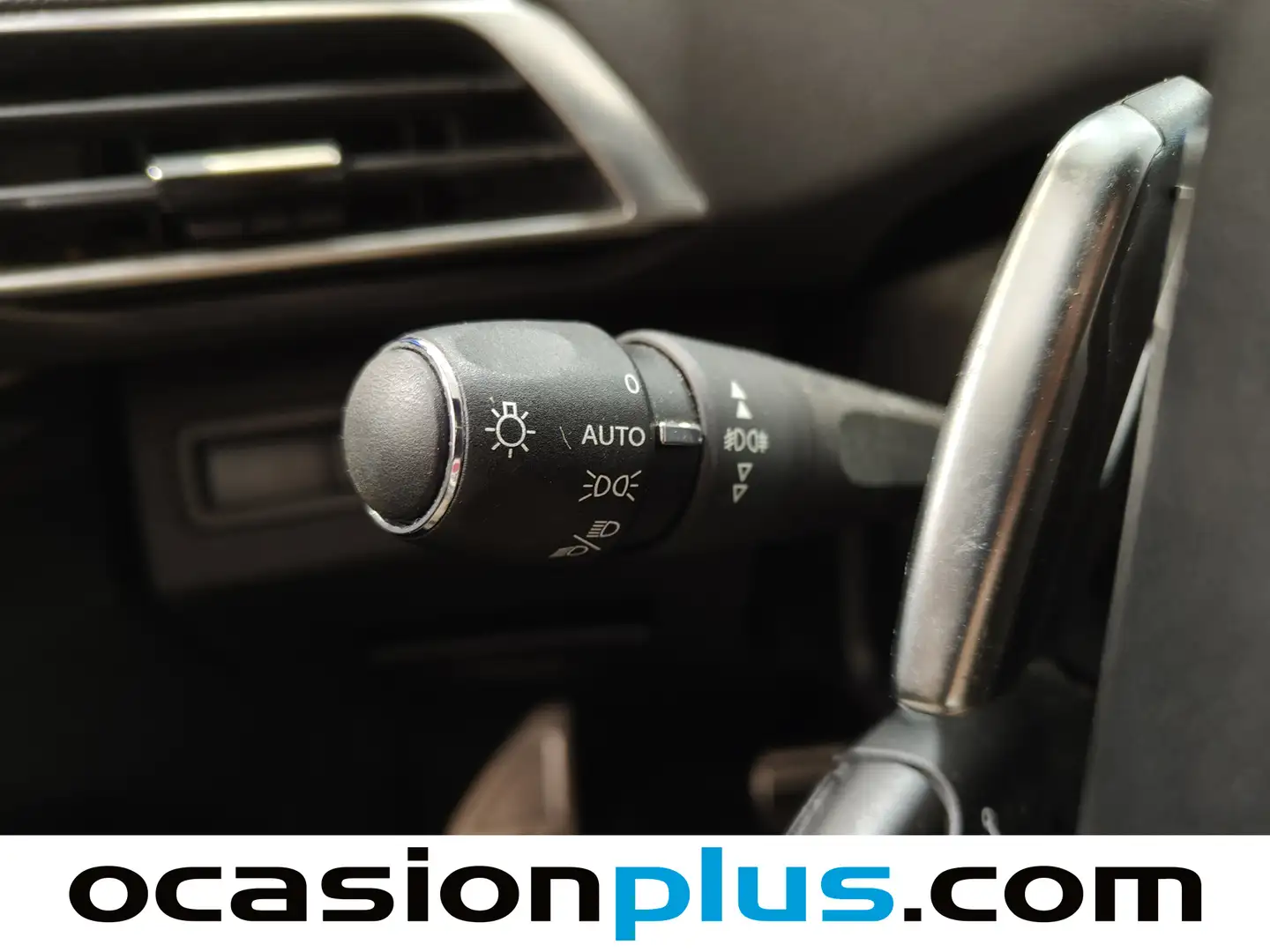 Foto Peugeot 3008 Peugeot 3008 BlueHDi 180 S&S GT EAT8 (180 CV)