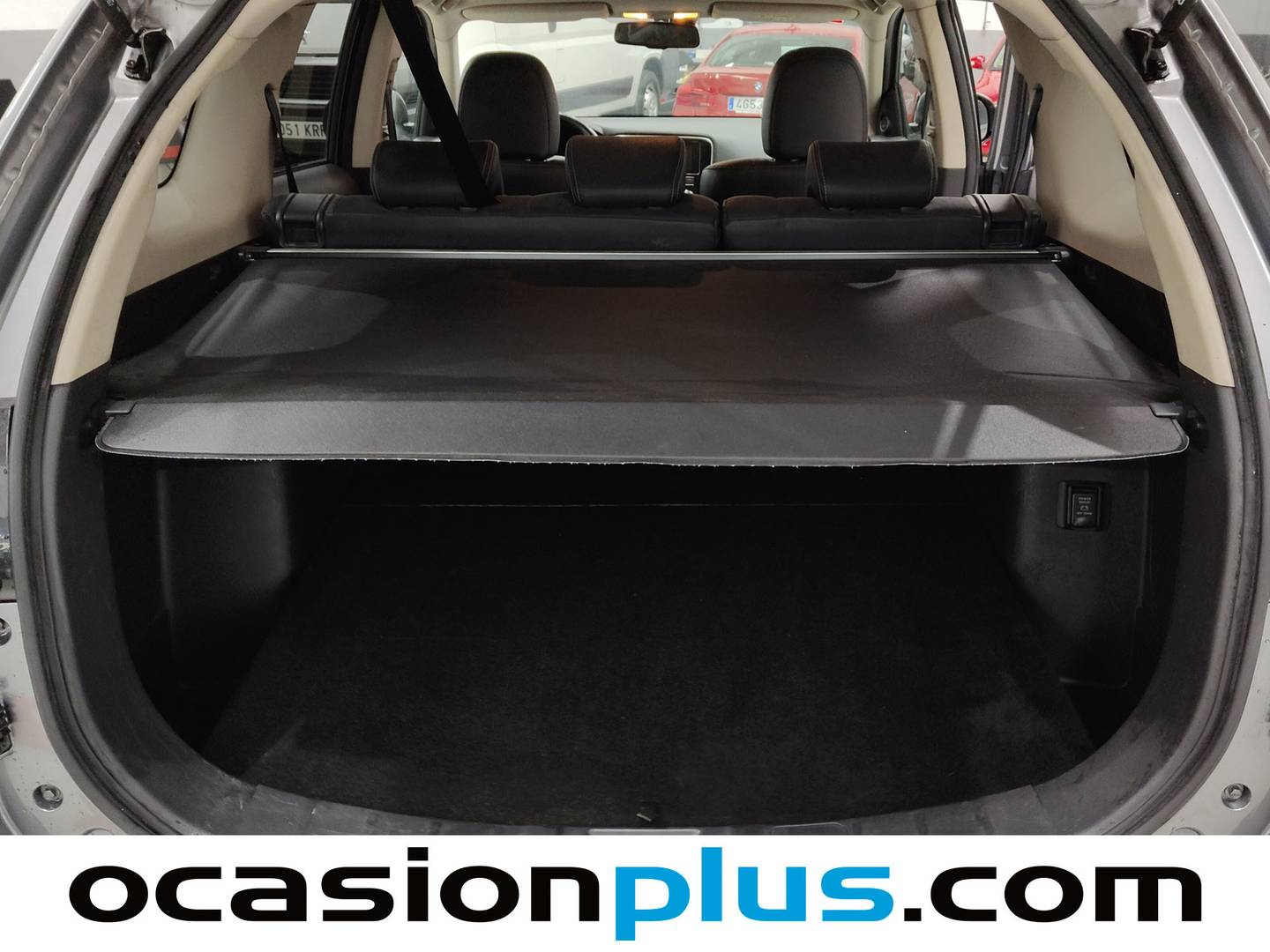 Fotos maletero Mitsubishi Outlander Mitsubishi Outlander 2.4 PHEV Motion 4WD Auto (224 CV)
