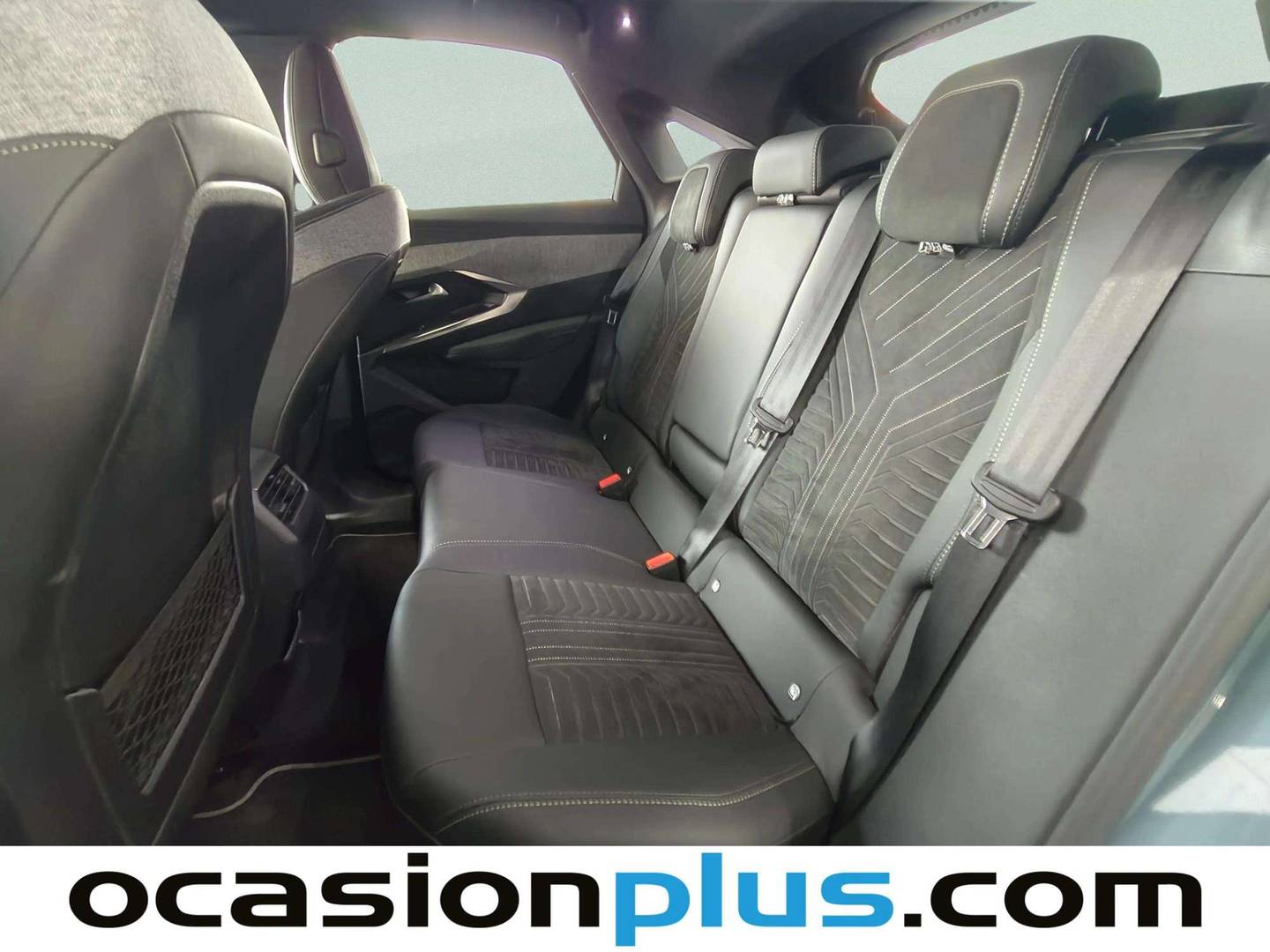 Foto asientos traseros Peugeot 3008 Peugeot 3008 Hybrid GT eDCS6 (136 CV)