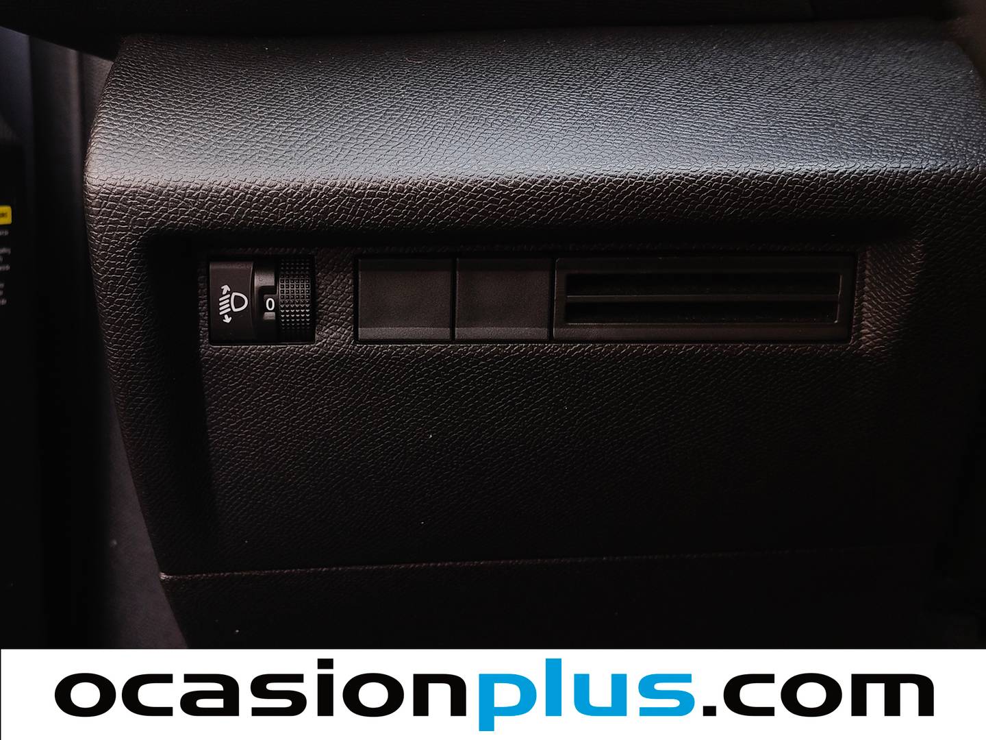 Citroën C4 Citroen C4 PureTech 130 S&S 6v Plus (131 CV) seminuevo