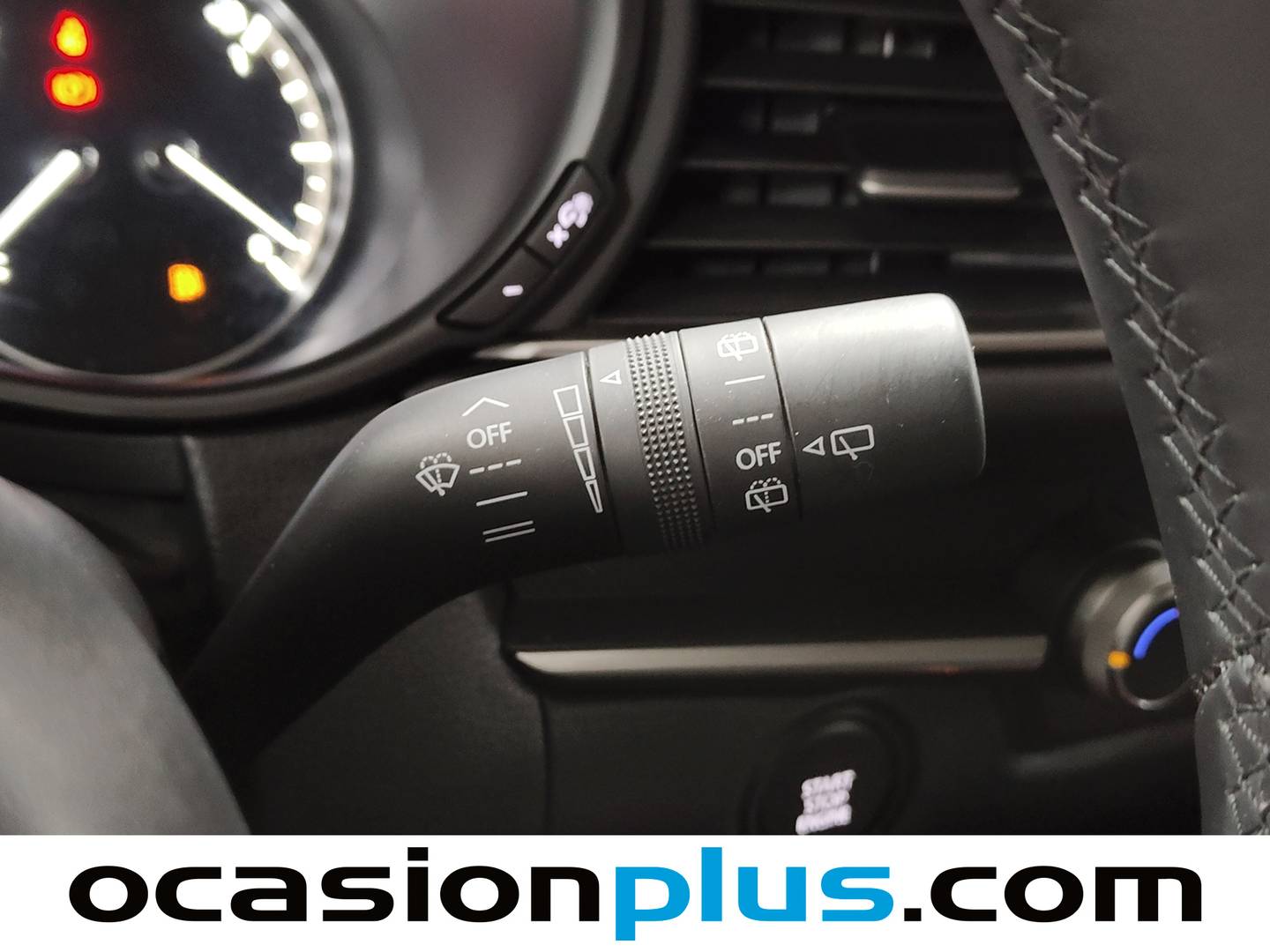 Foto Mazda CX-30 Mazda CX-30 2.5 e-Skyactive G MHEV Prime-Line AT (140 CV)