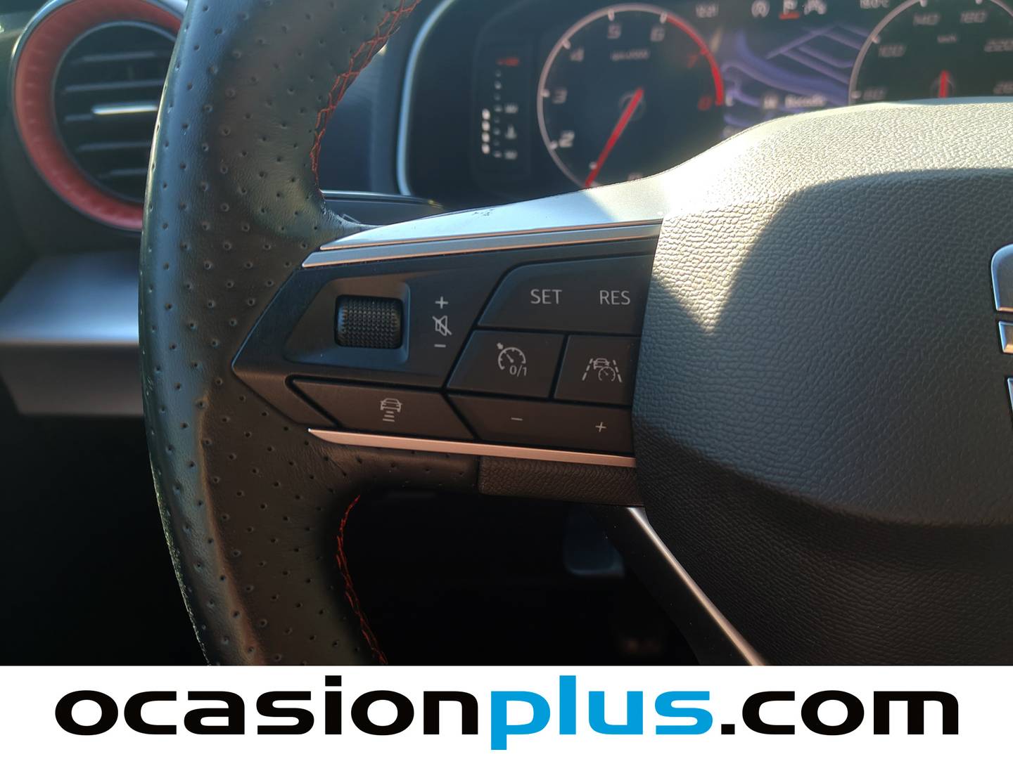 Foto Seat Arona SEAT Arona 1.0 TSI S&S FR XL (115 CV)