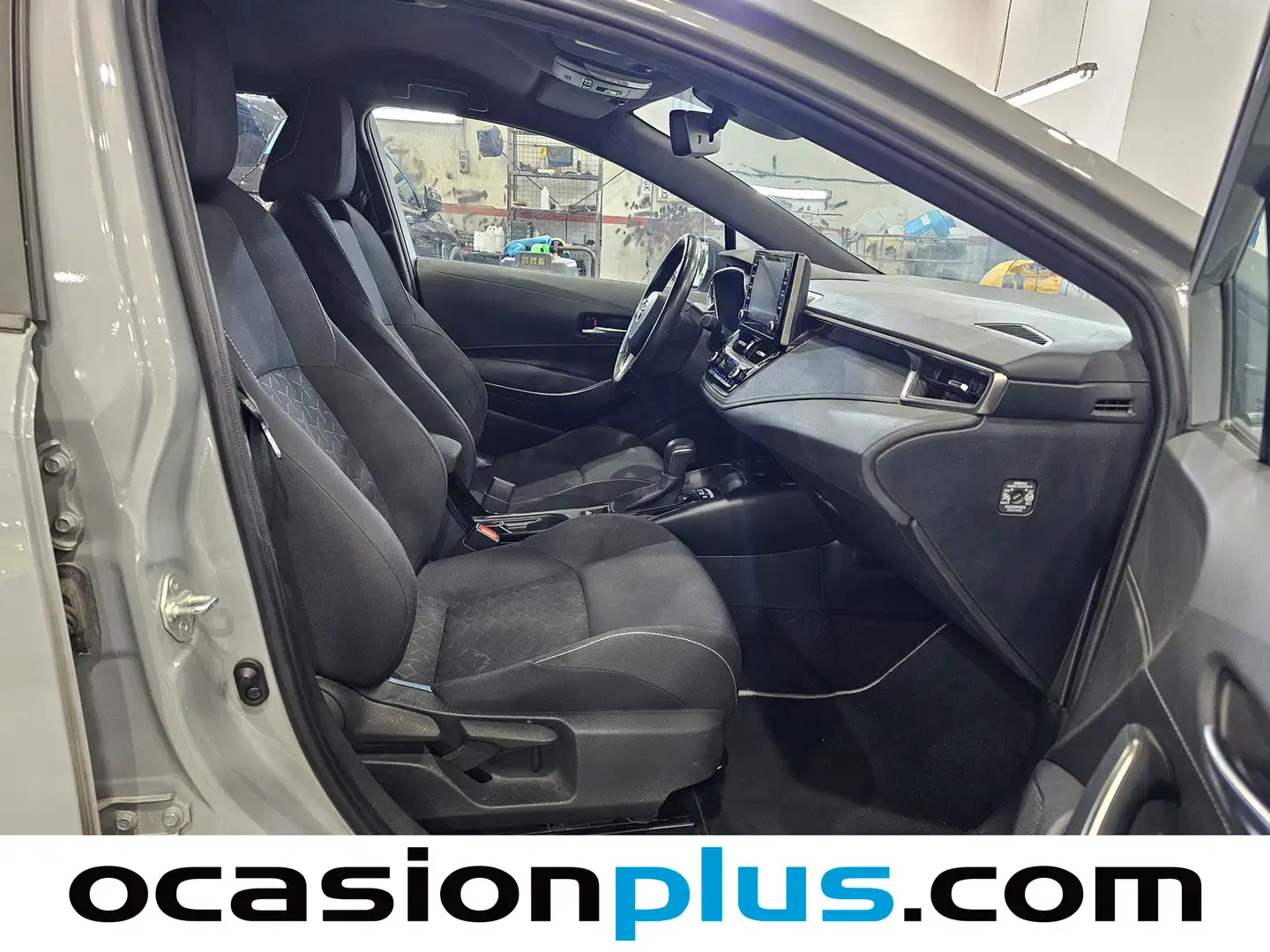 Foto Toyota Corolla Toyota Corolla 1.8 125 Híbrido Active Tech E-CVT (122 CV)