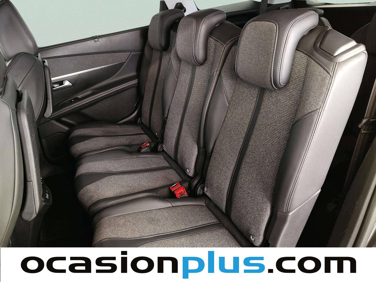 Foto asientos traseros Peugeot 5008 Peugeot 5008 BlueHDi 130 S&S Allure EAT8 (130 CV) 7 Plazas