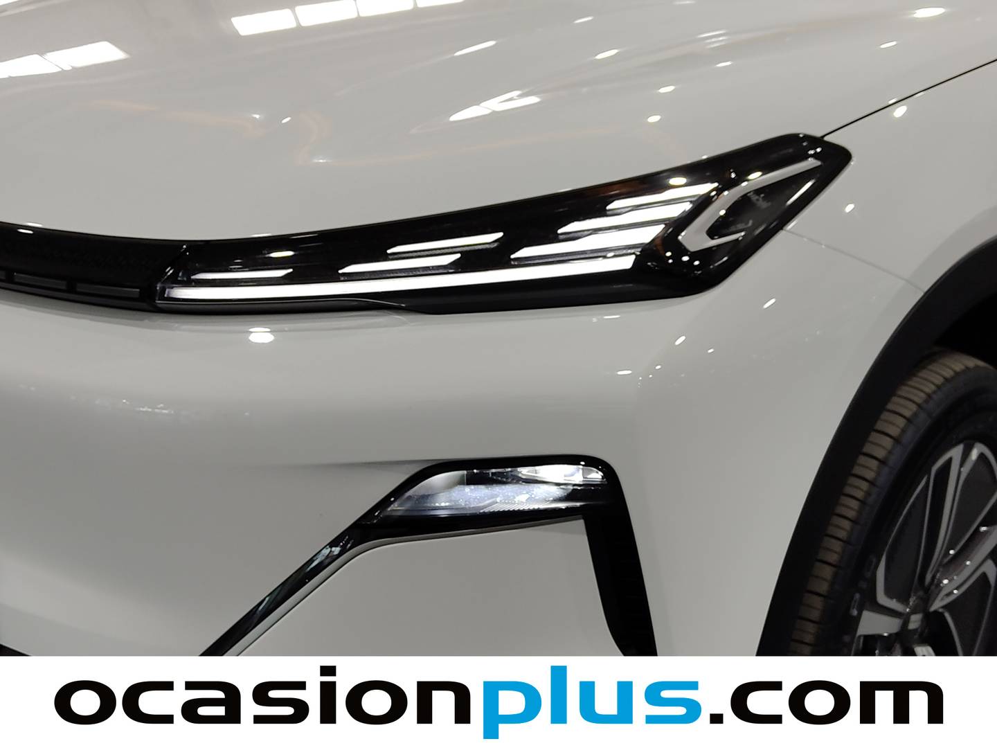 Paquetes del Geely Starray EM-i Geely Starray EM-i 1.5 PHEV PRO (262 CV)