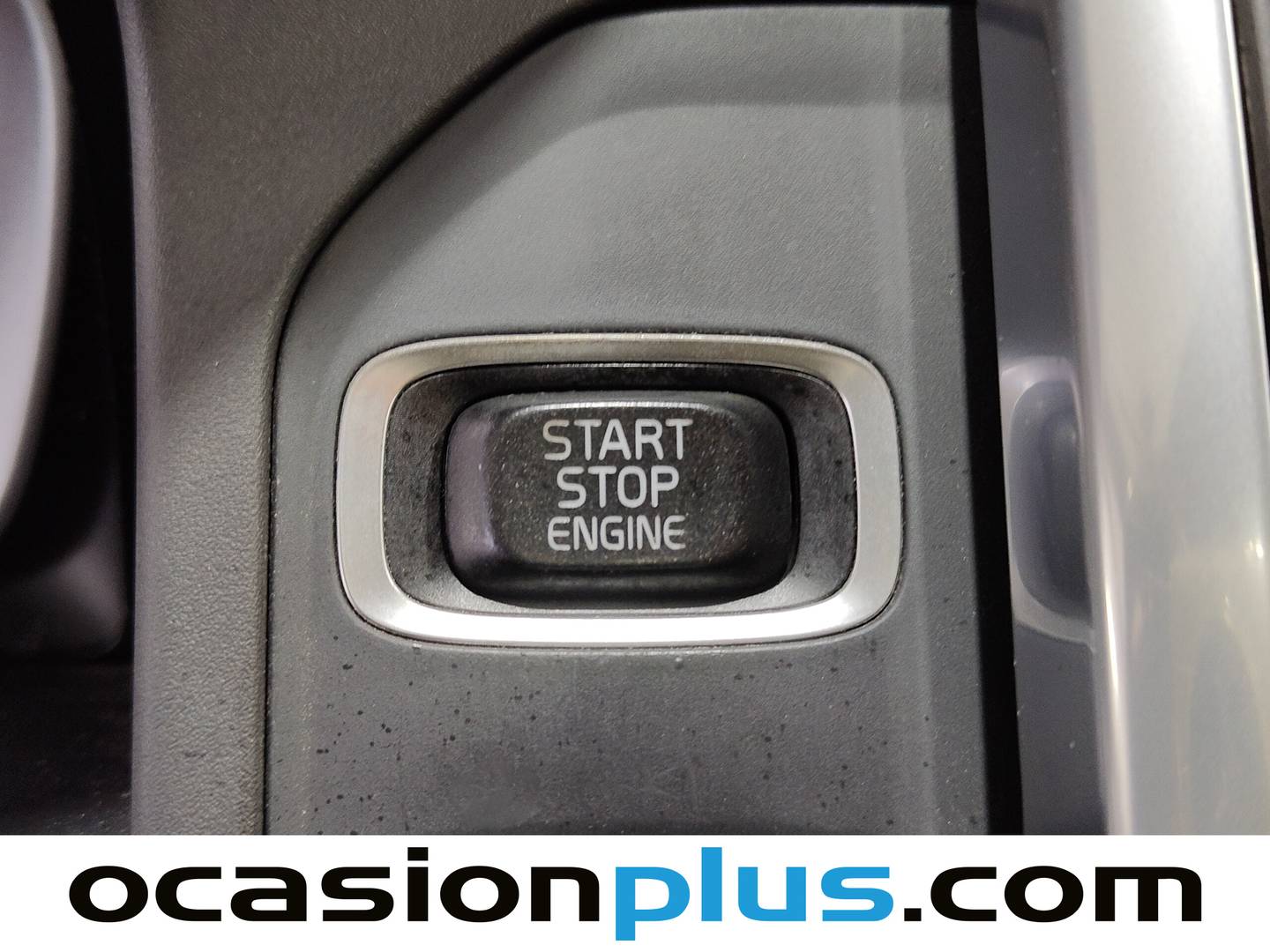 Equipamiento del Volvo XC60 Volvo XC60 D3 Kinetic (136 CV)