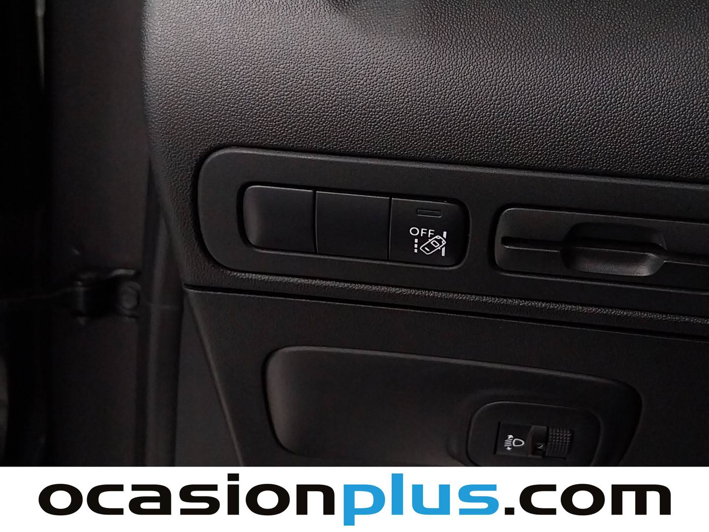 Foto Citroën C3 Aircross Citroen C3 Aircross PureTech 130 Shine Pack EAT6 (131 CV)